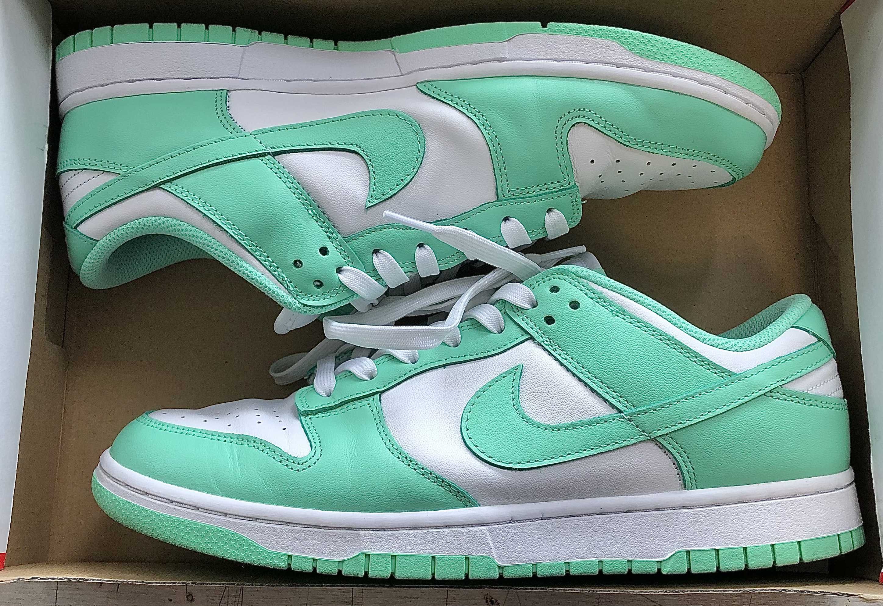 Nike Women's Dunk Low "Green Glow"