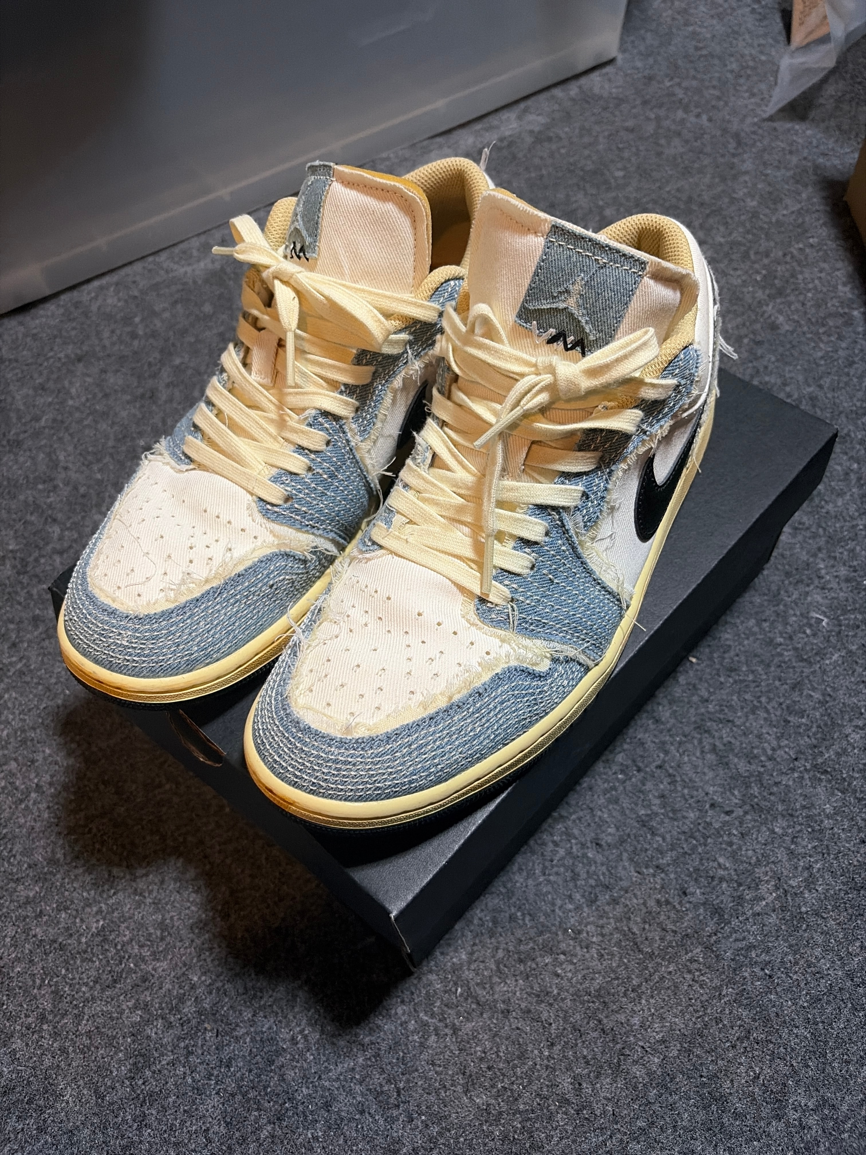 ナイキ エアジョーダン1 ロー SE "ワールド メイク ジャパン"