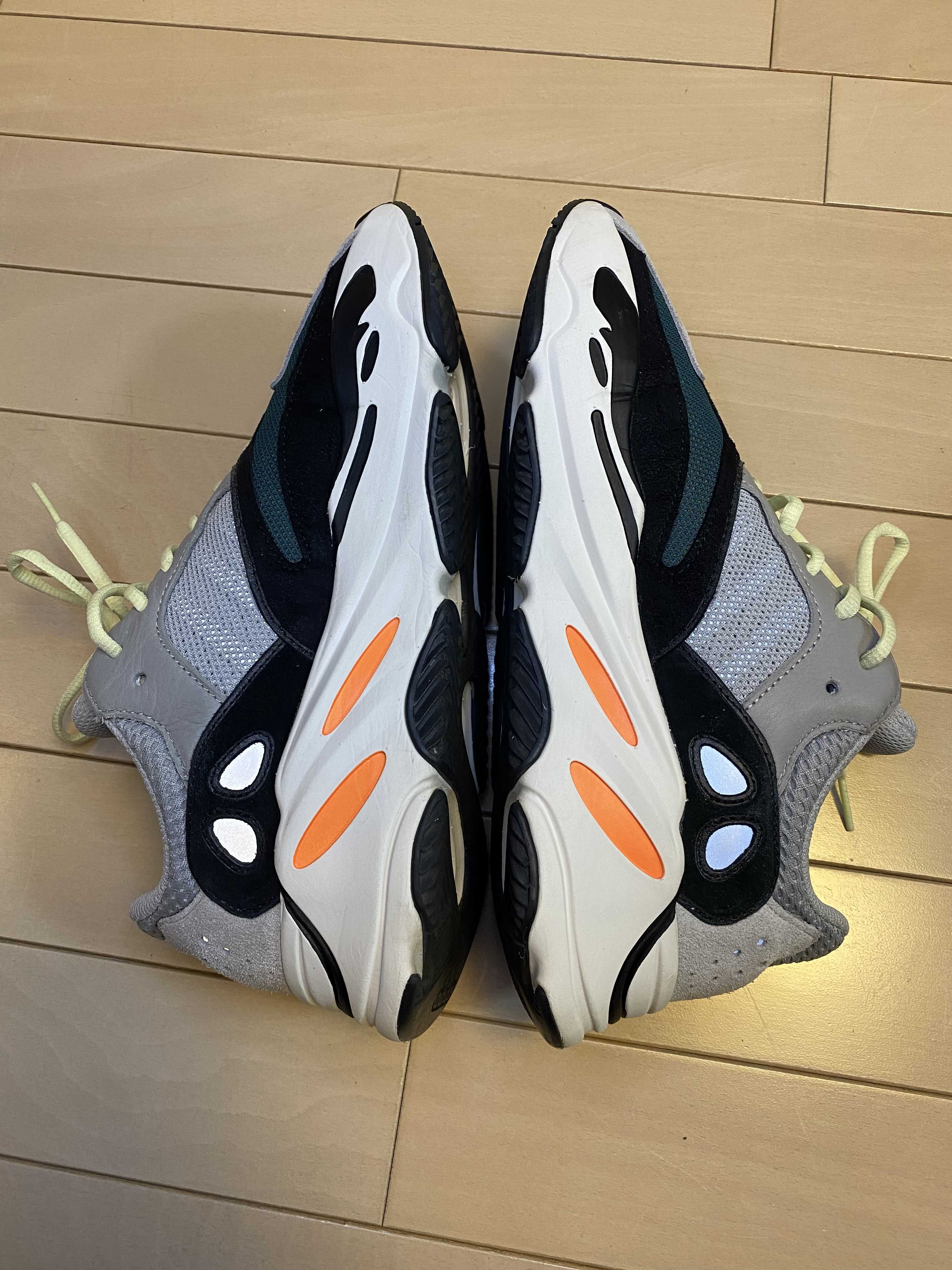 adidas YEEZY Boost 700 "Wave Runner"