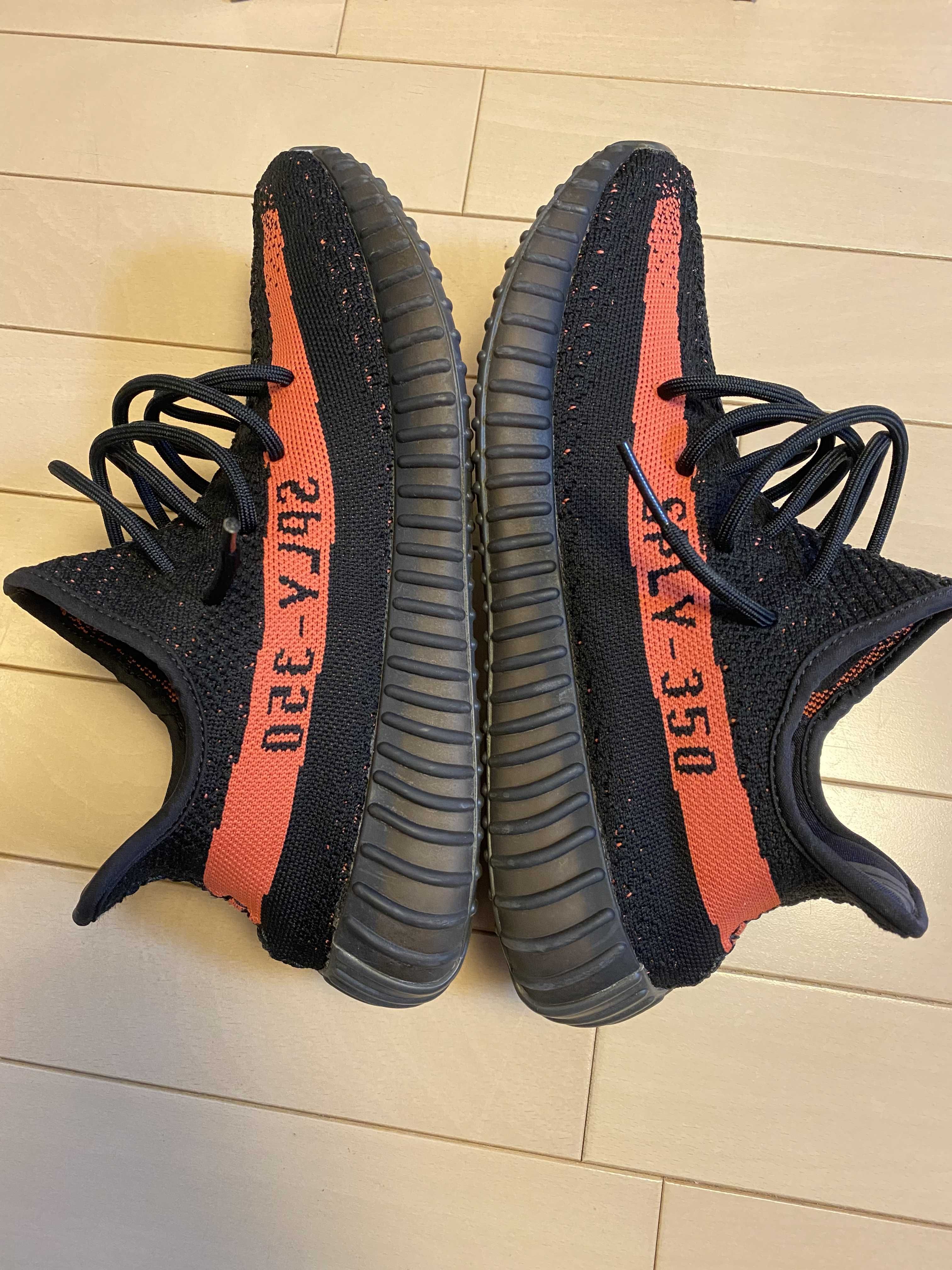 adidas YEEZY Boost 350 V2 "Core Black/Red"
