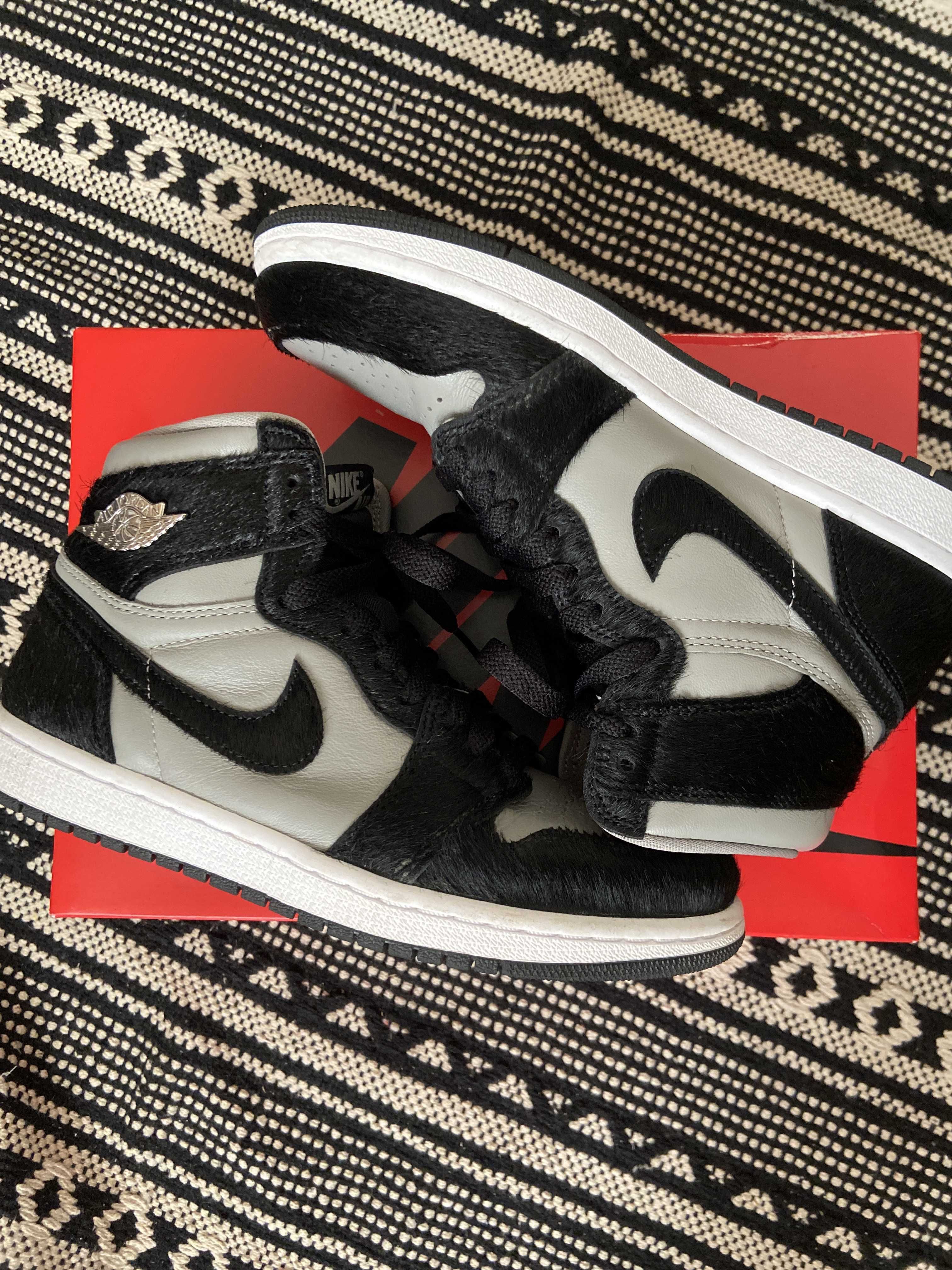 Nike Women's Air Jordan 1 Retro High OG "Medium Grey"