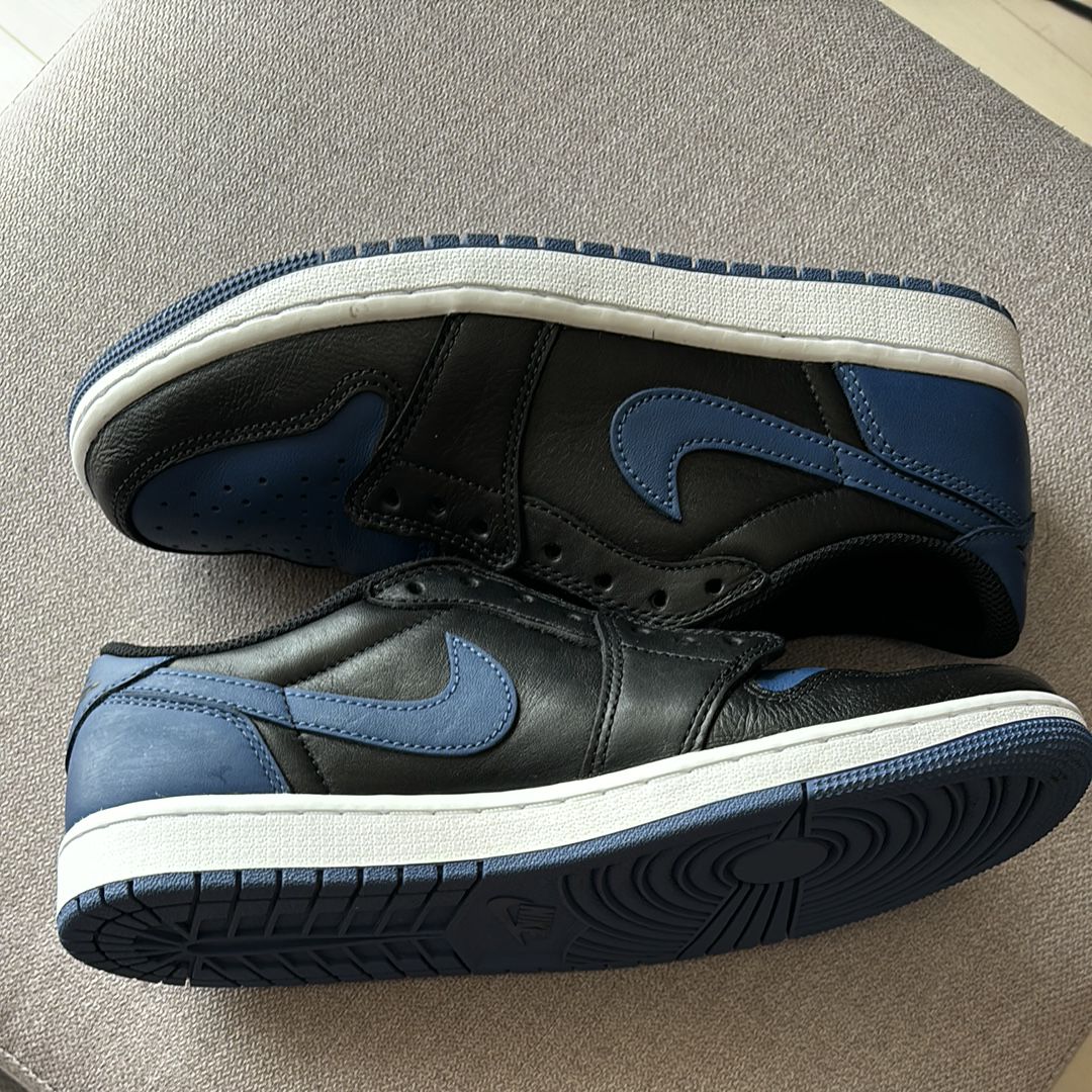 Nike Air Jordan 1 Low OG "Mystic Navy"