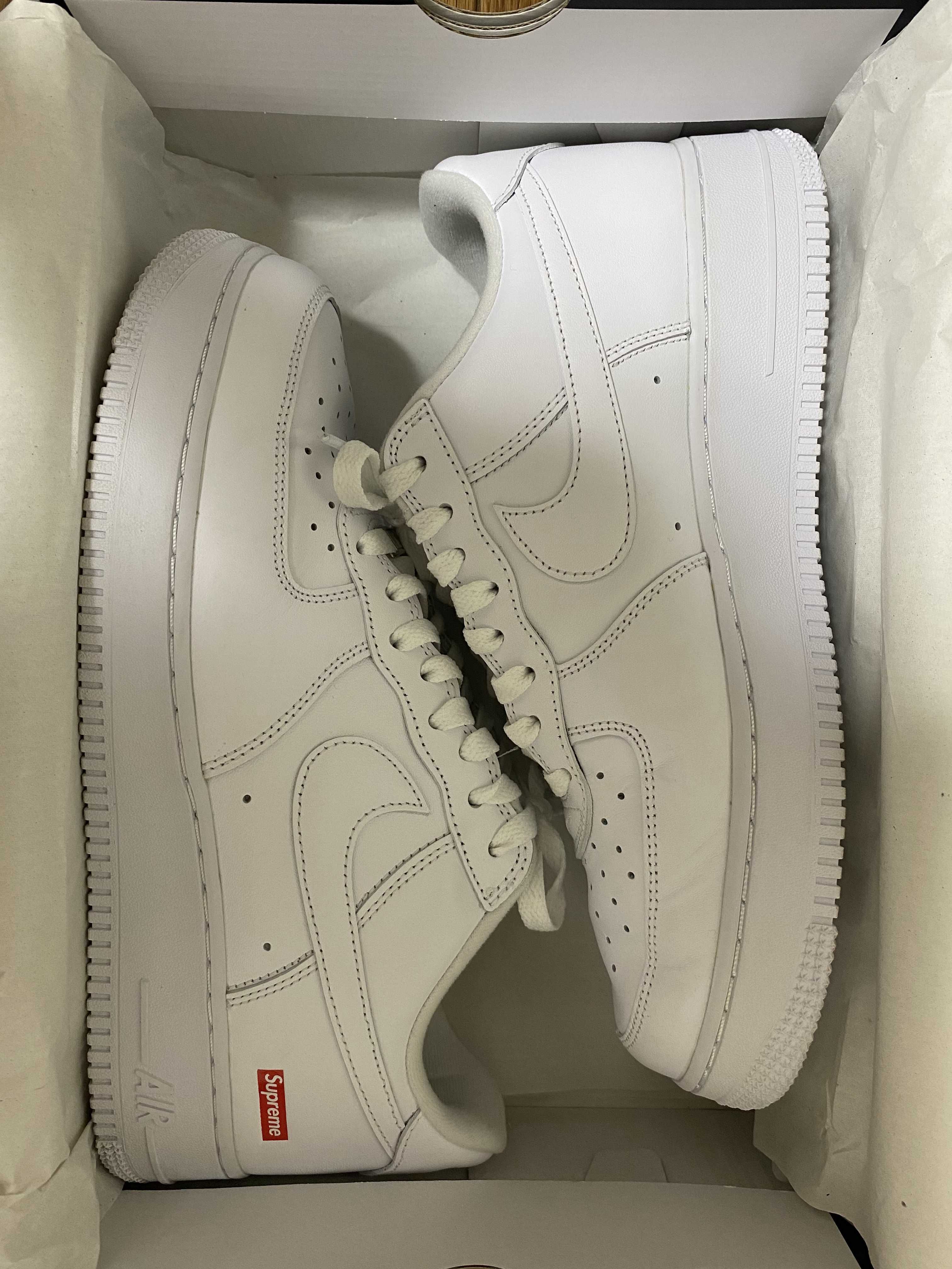 Supreme × Nike Air Force 1 Low "White"