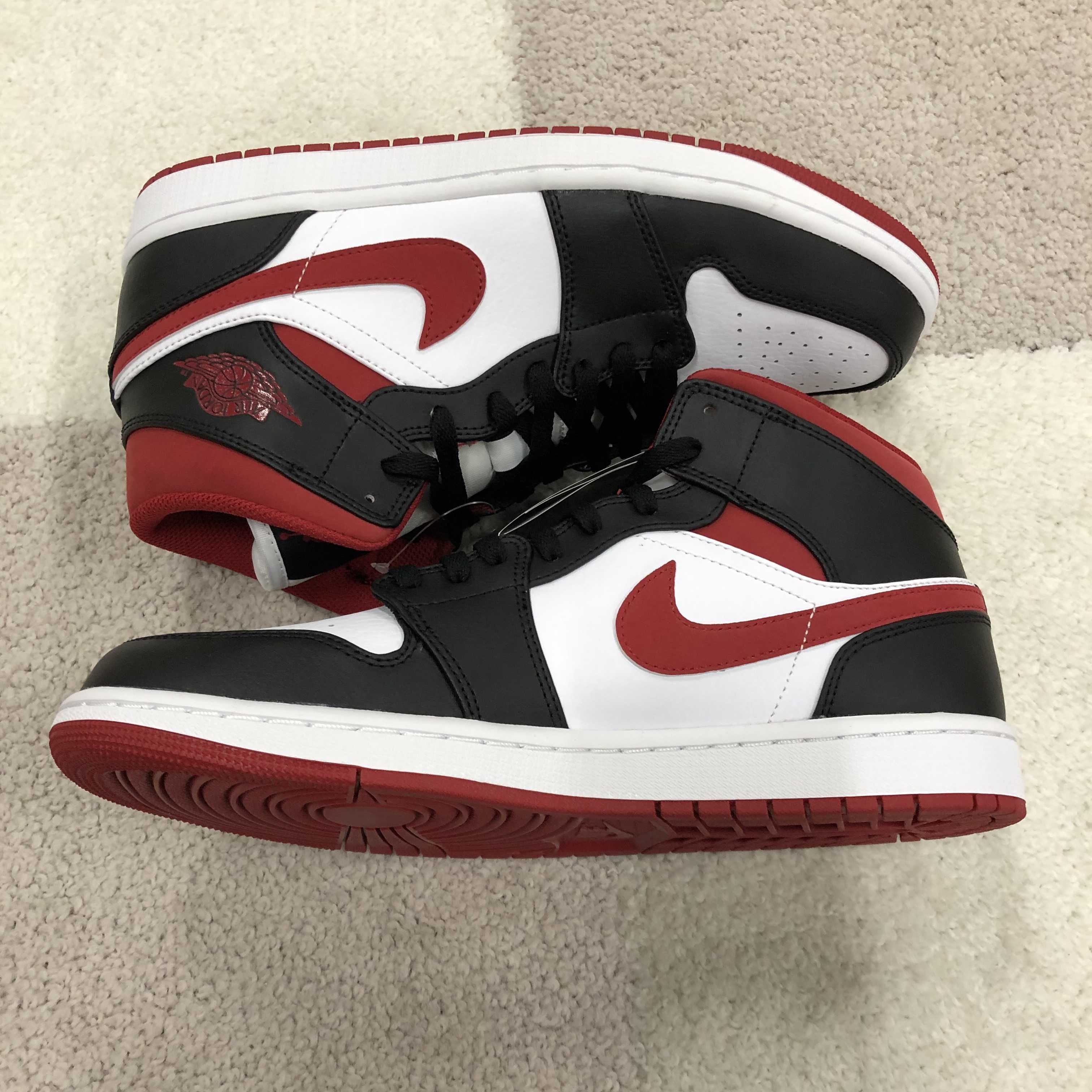 Nike Air Jordan 1 Mid "White/Gym Red Black"