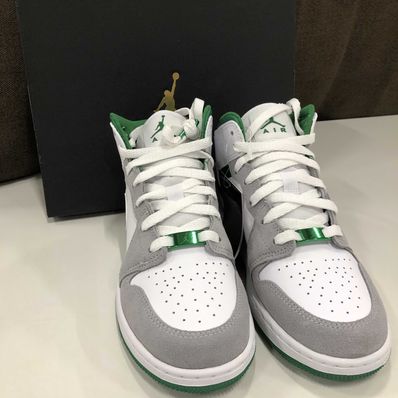 Nike GS Air Jordan 1 Mid SE