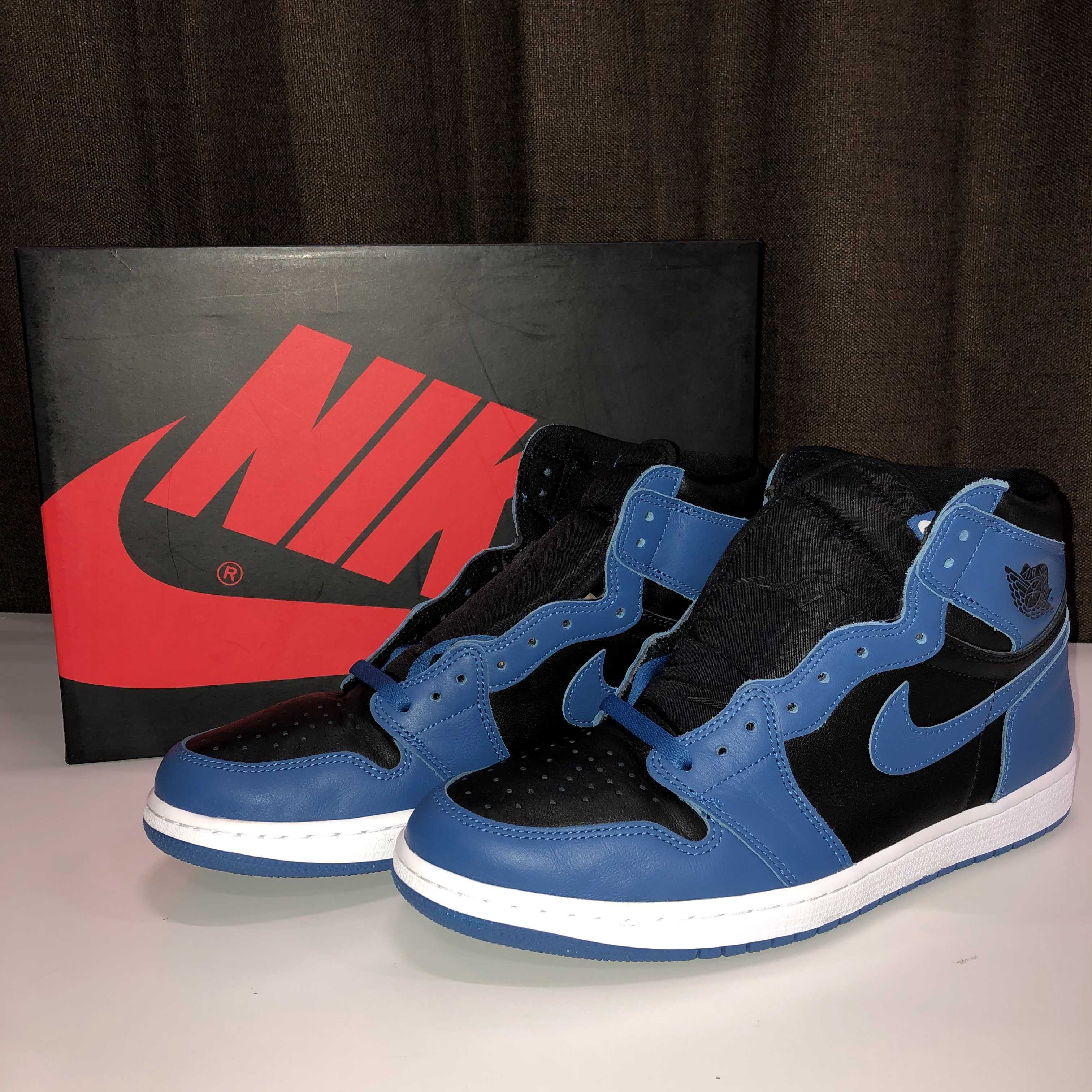 Nike Air Jordan 1 Retro High OG "Dark Marina Blue"