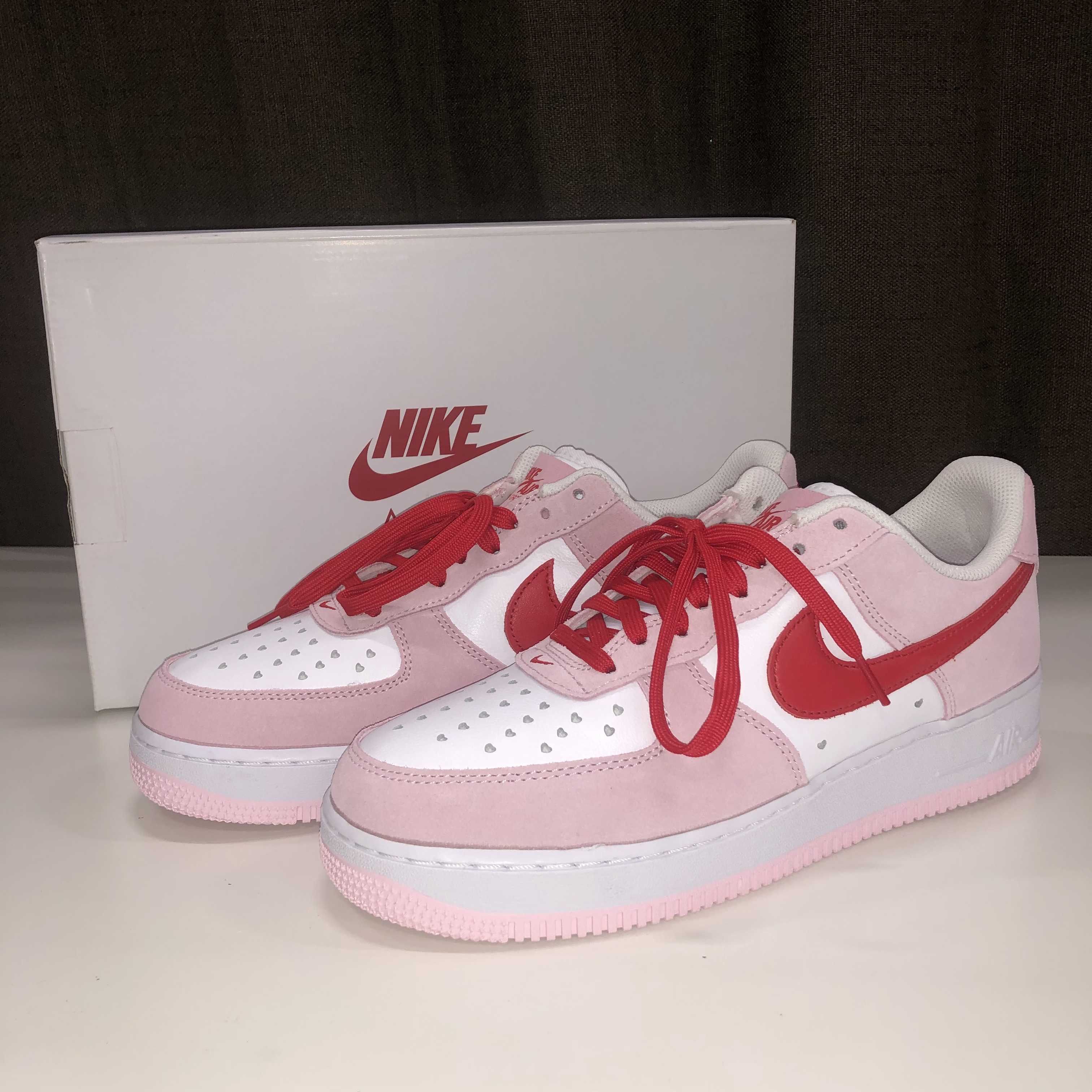 Nike Air Force 1 Low '07 "Valentine's Day"