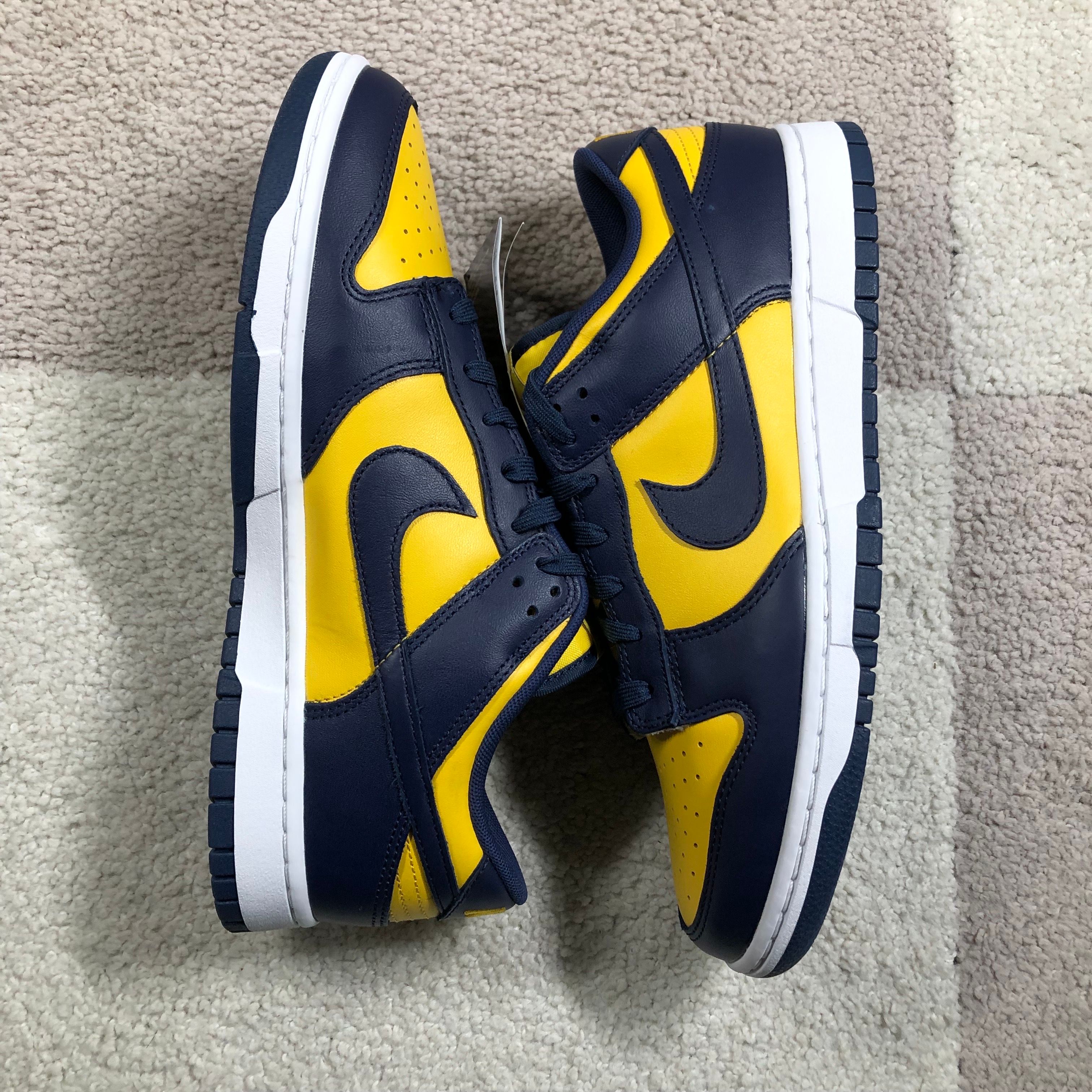 Nike Dunk Low "Michigan"