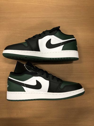 Nike GS Air Jordan 1 Low "Green Toe"
