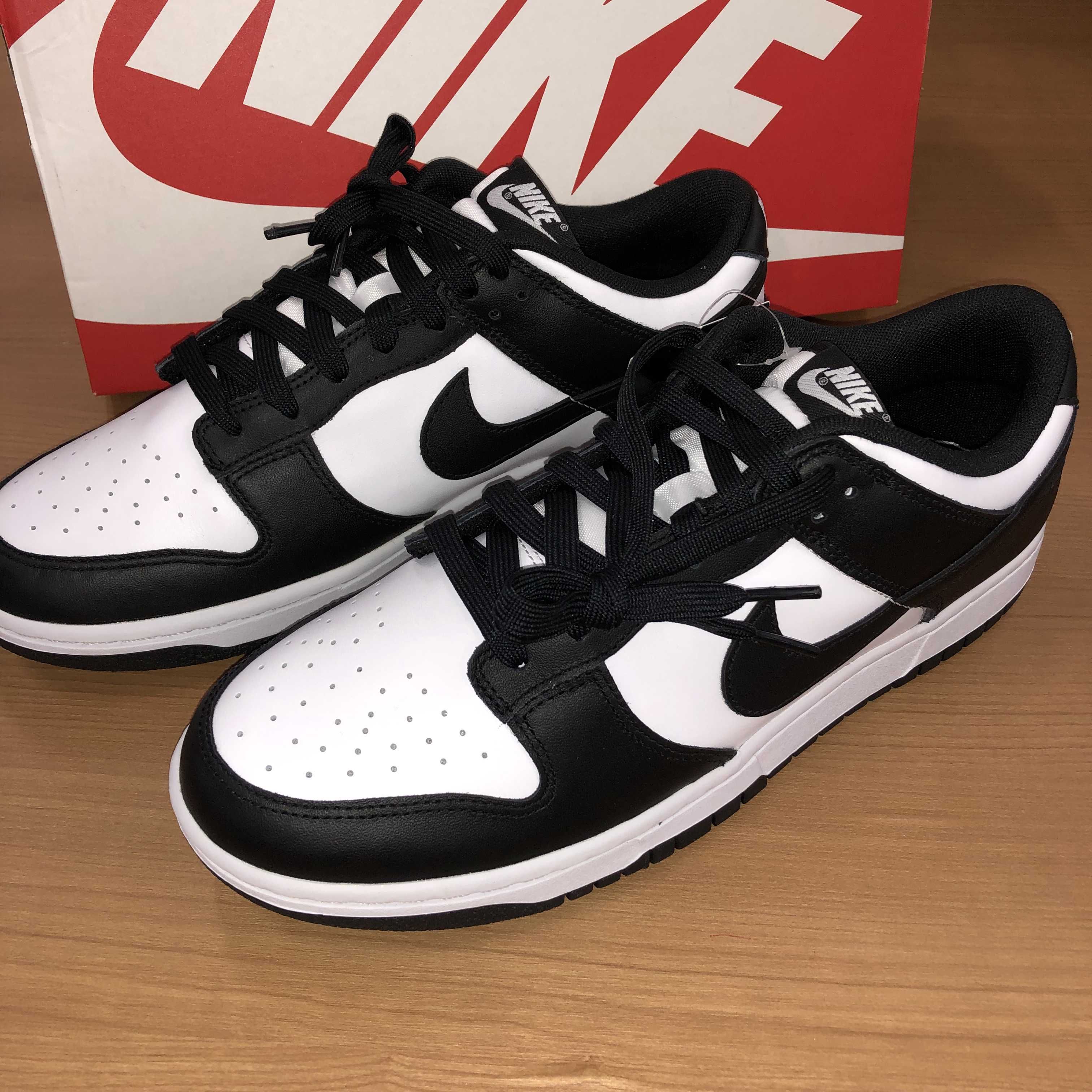 Nike Dunk Low Retro "Panda/White/Black"