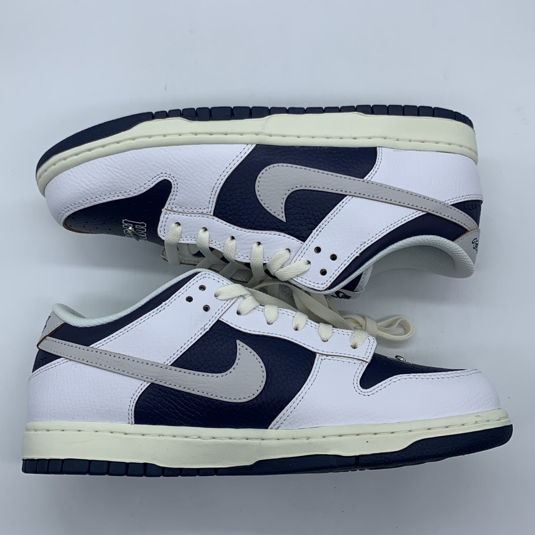 HUF × Nike SB Dunk Low "New York"