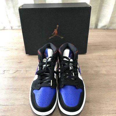 NIKE AIR JORDAN 1 MID LAKERS TOP 3