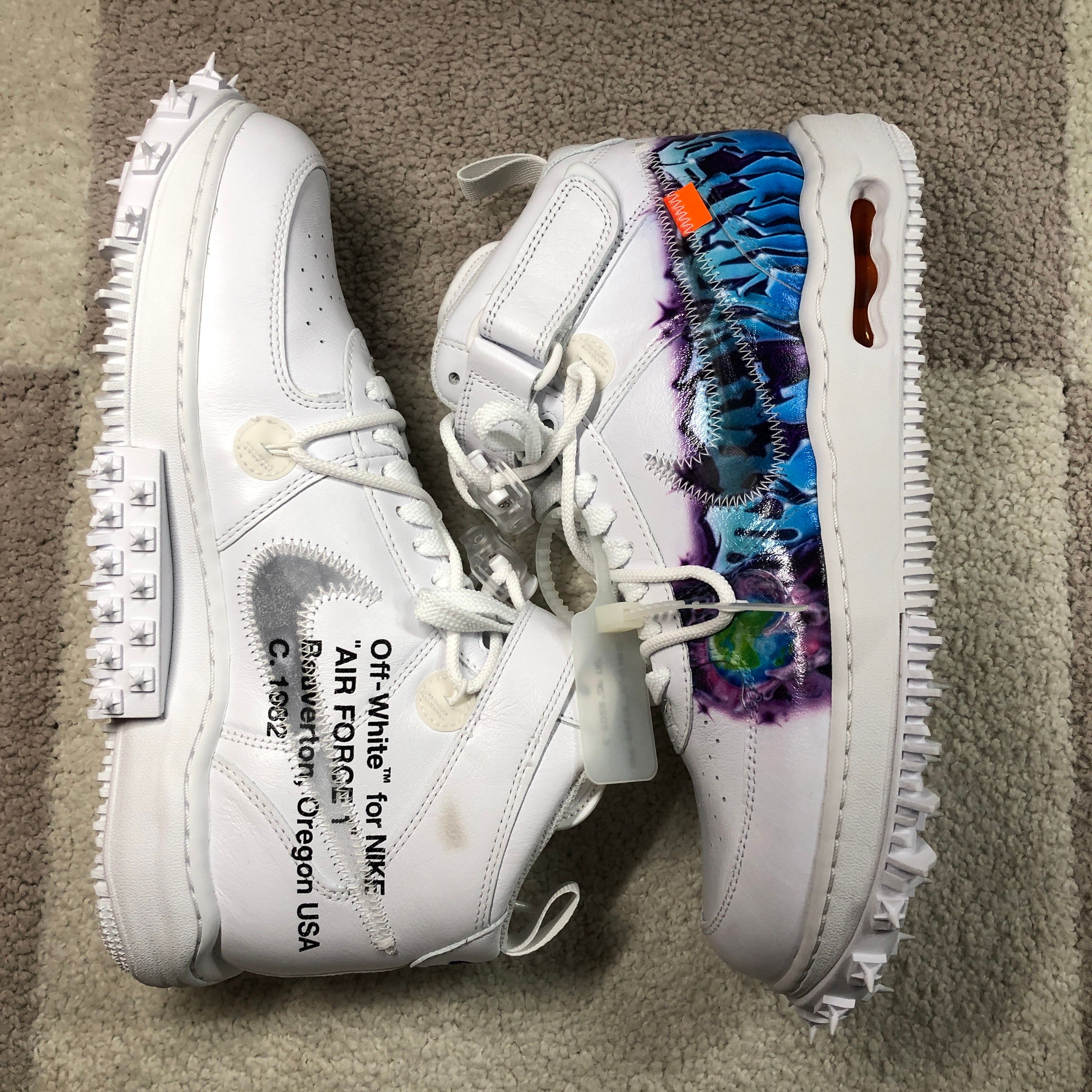 Off-White × Nike Air Force 1 Mid "Graffiti"