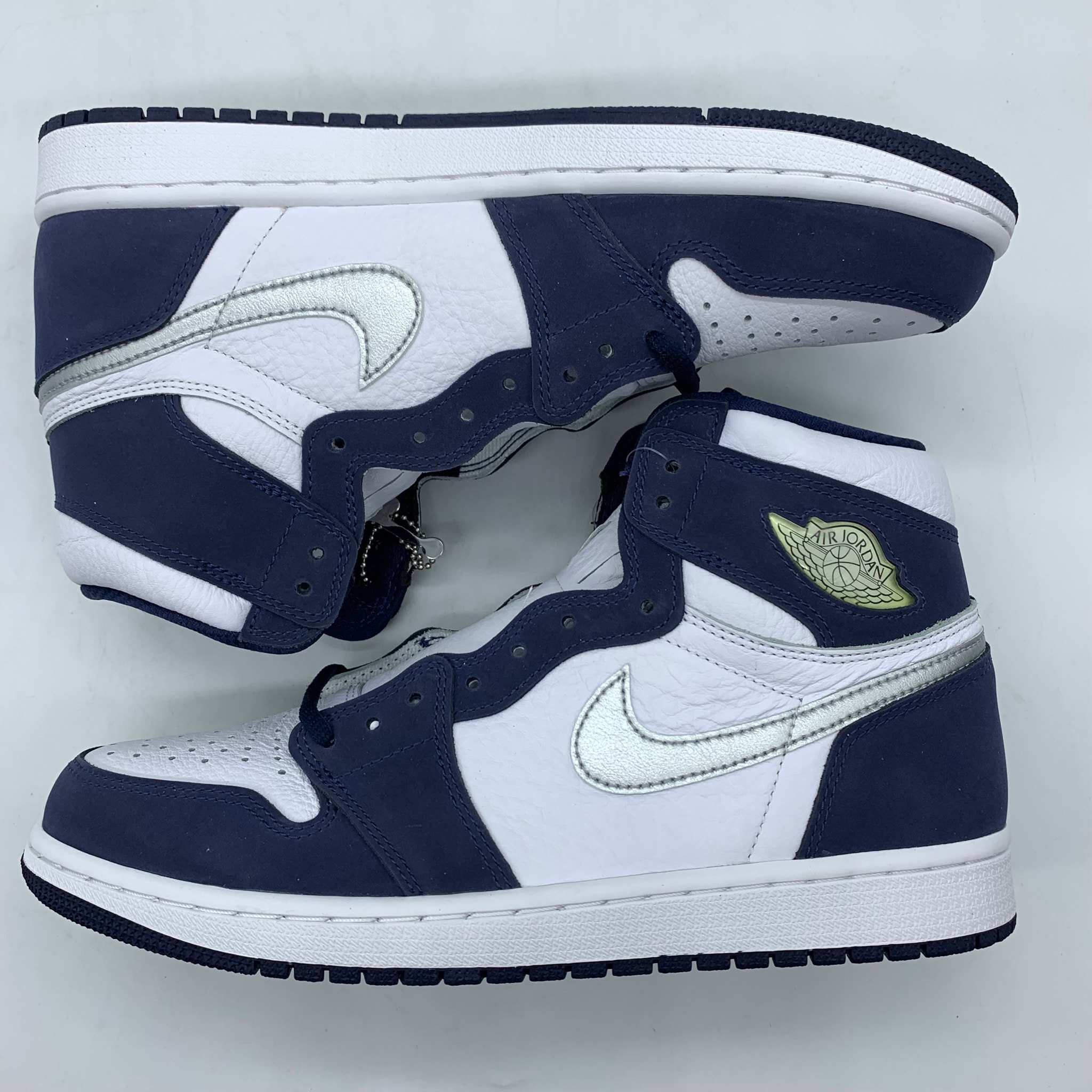 Nike Air Jordan 1 Retro High OG "Midnight Navy"