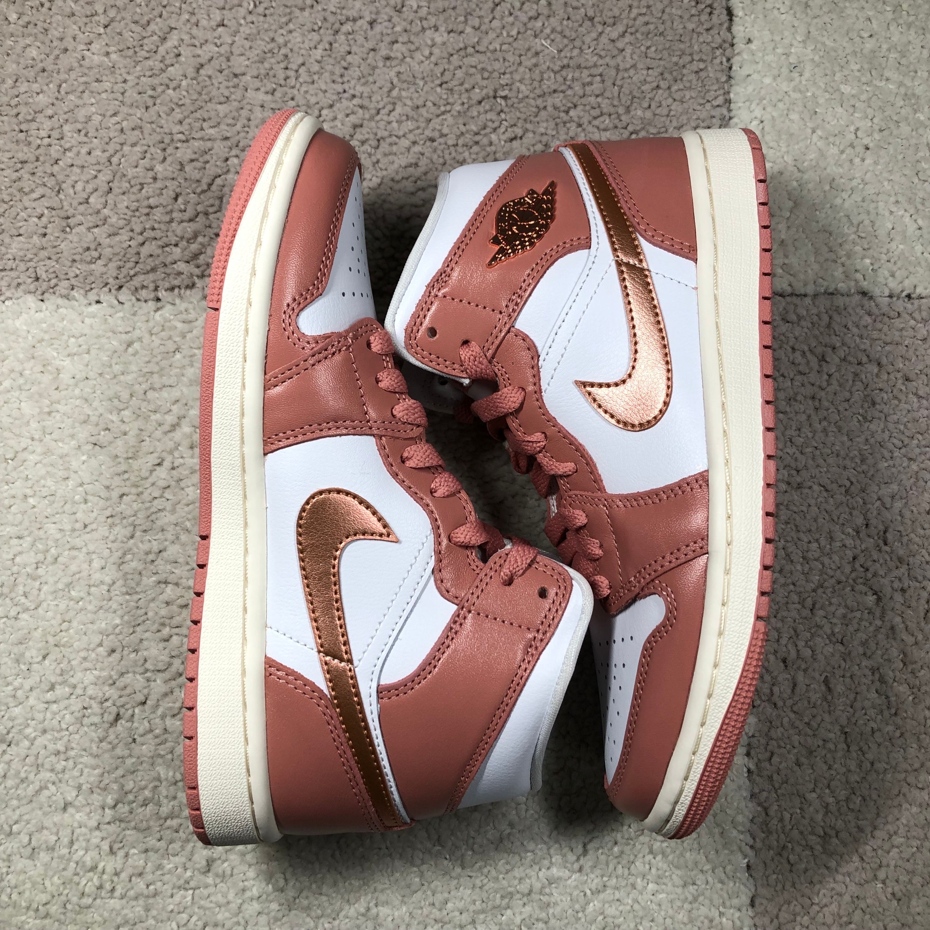 Nike Women's Air Jordan 1 Mid SE "Red Stardust"