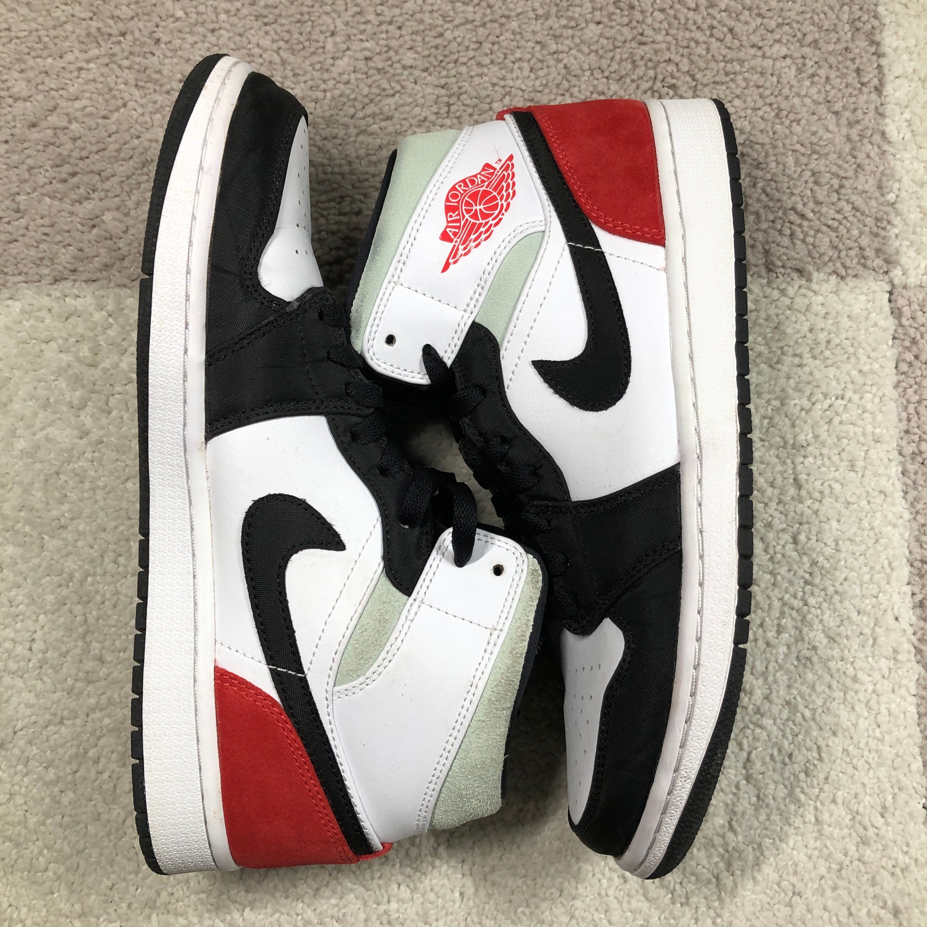 Nike Air Jordan 1 Mid SE "Black/Red/White"