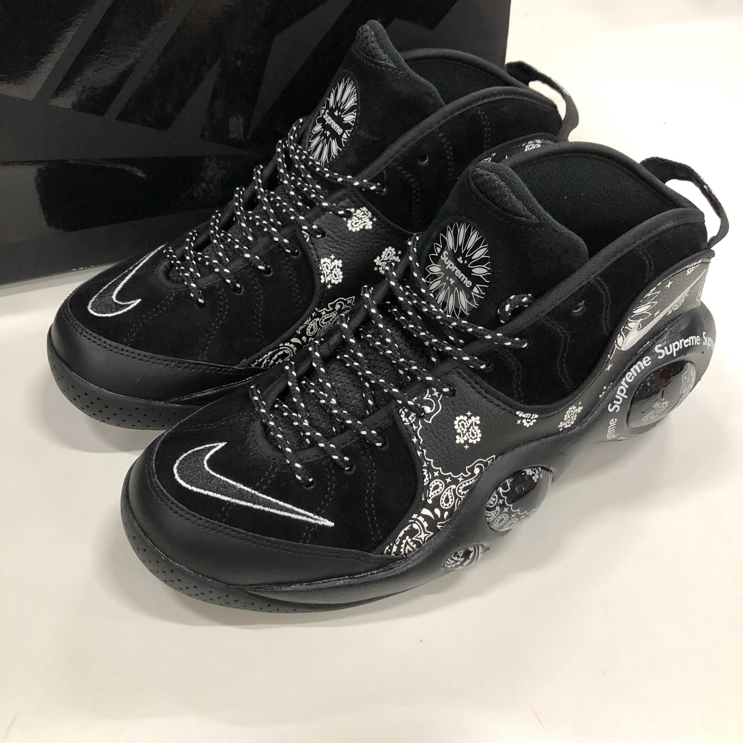 Supreme × Nike Air Zoom Flight 95 SP "Black/White"