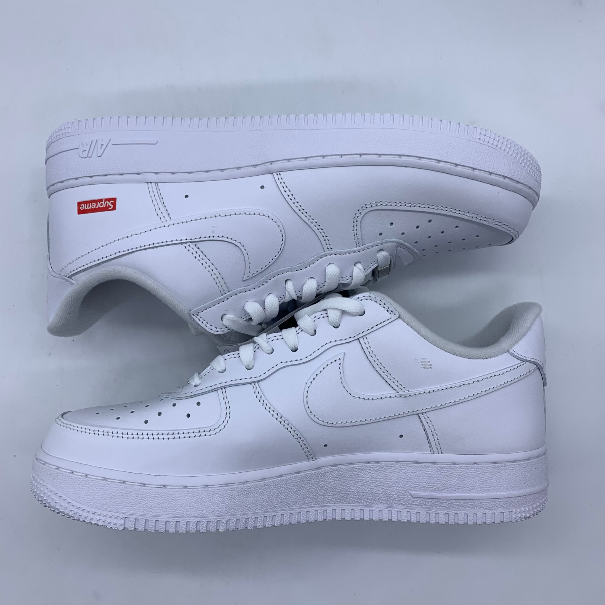 Supreme × Nike Air Force 1 Low "White"