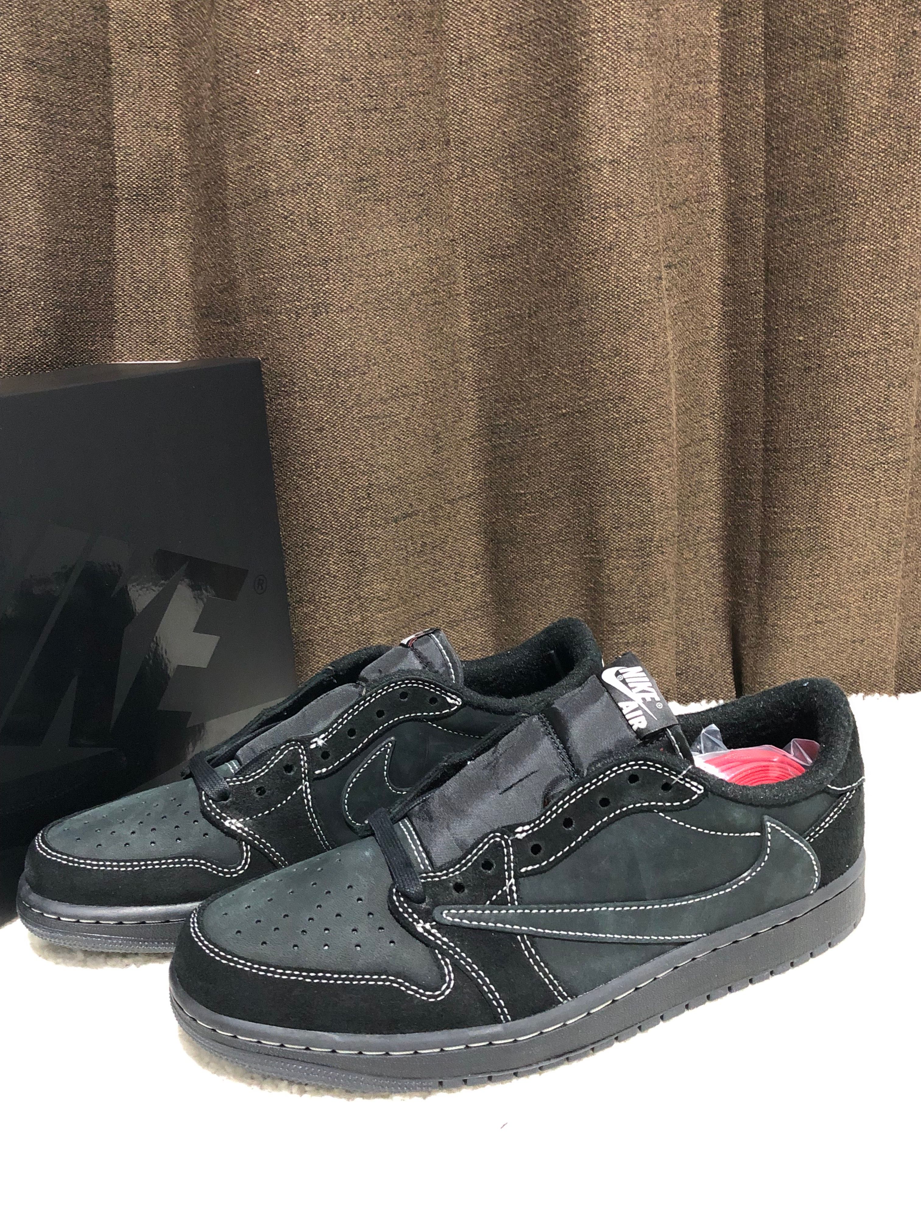 Travis Scott × Nike Air Jordan 1 Low OG SP "Black Phantom"