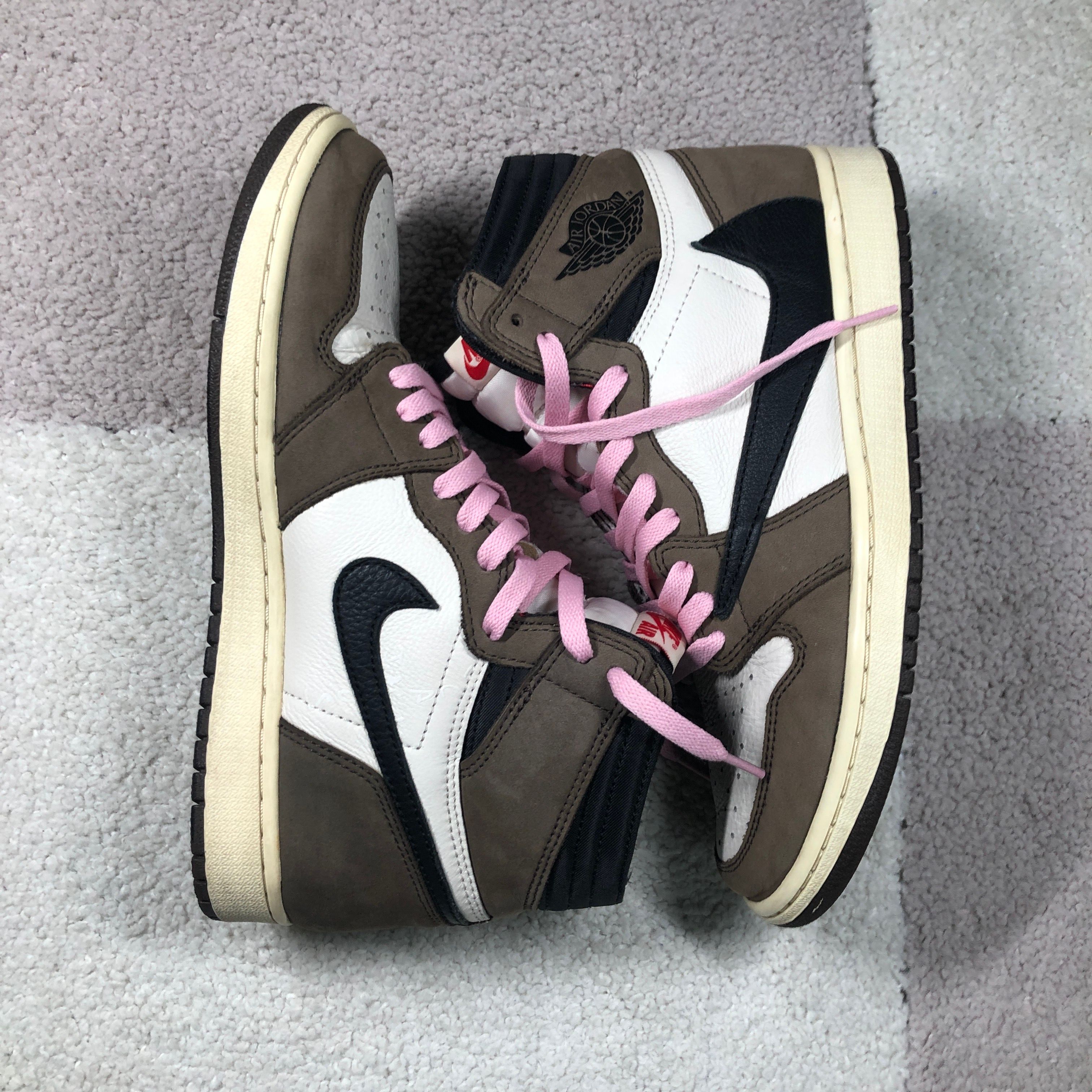 Travis Scott × Nike Air Jordan 1 Retro High OG TS SP "Sail/Dark Mocha"
