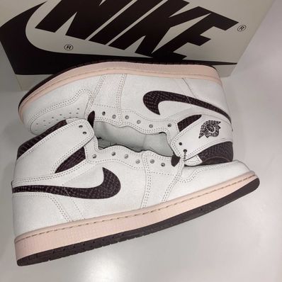 A Ma Maniere × Nike Air Jordan 1 Retro High OG "Sail and Burgundy"