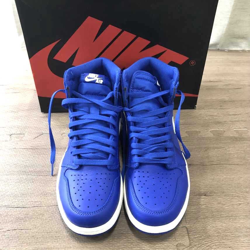 NIKE AIR JORDAN 1 RETRO HIGH "HYPER ROYAL"