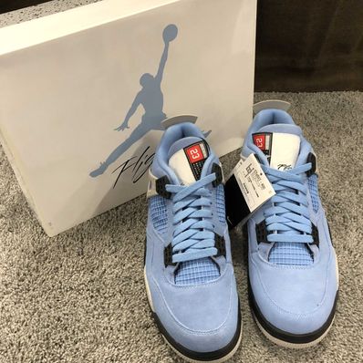 Nike Air Jordan 4 "University Blue"
