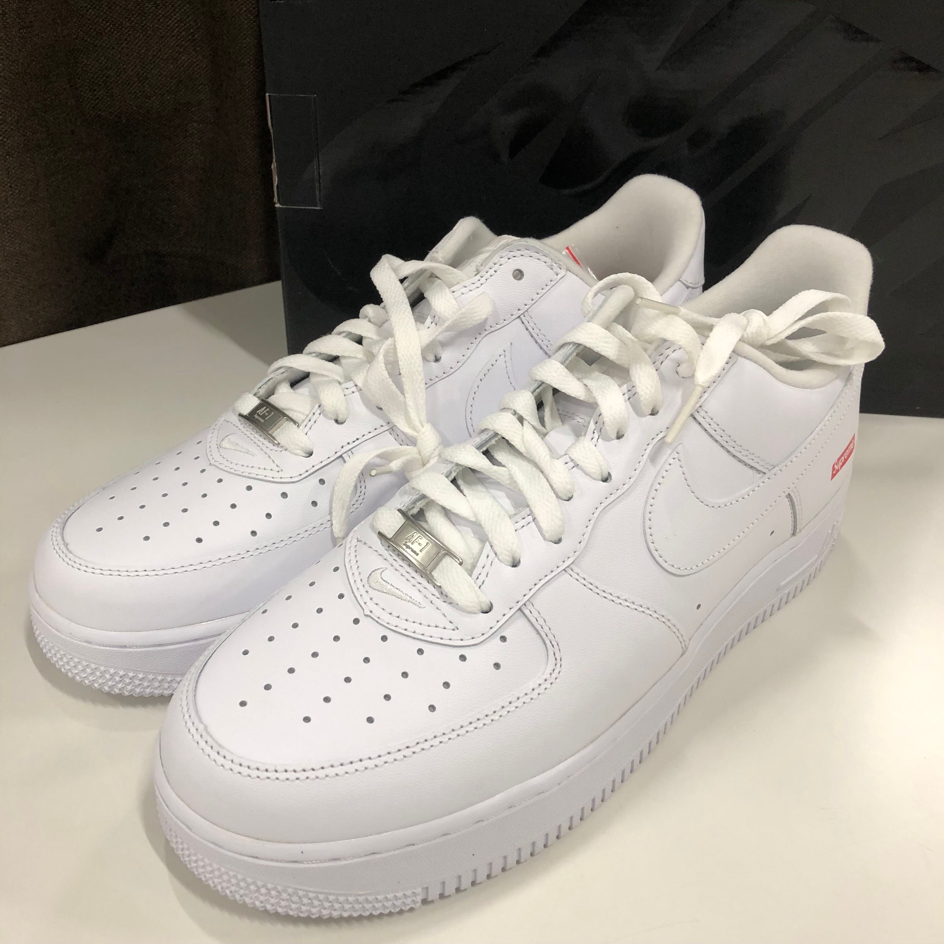 Supreme × Nike Air Force 1 Low "White"