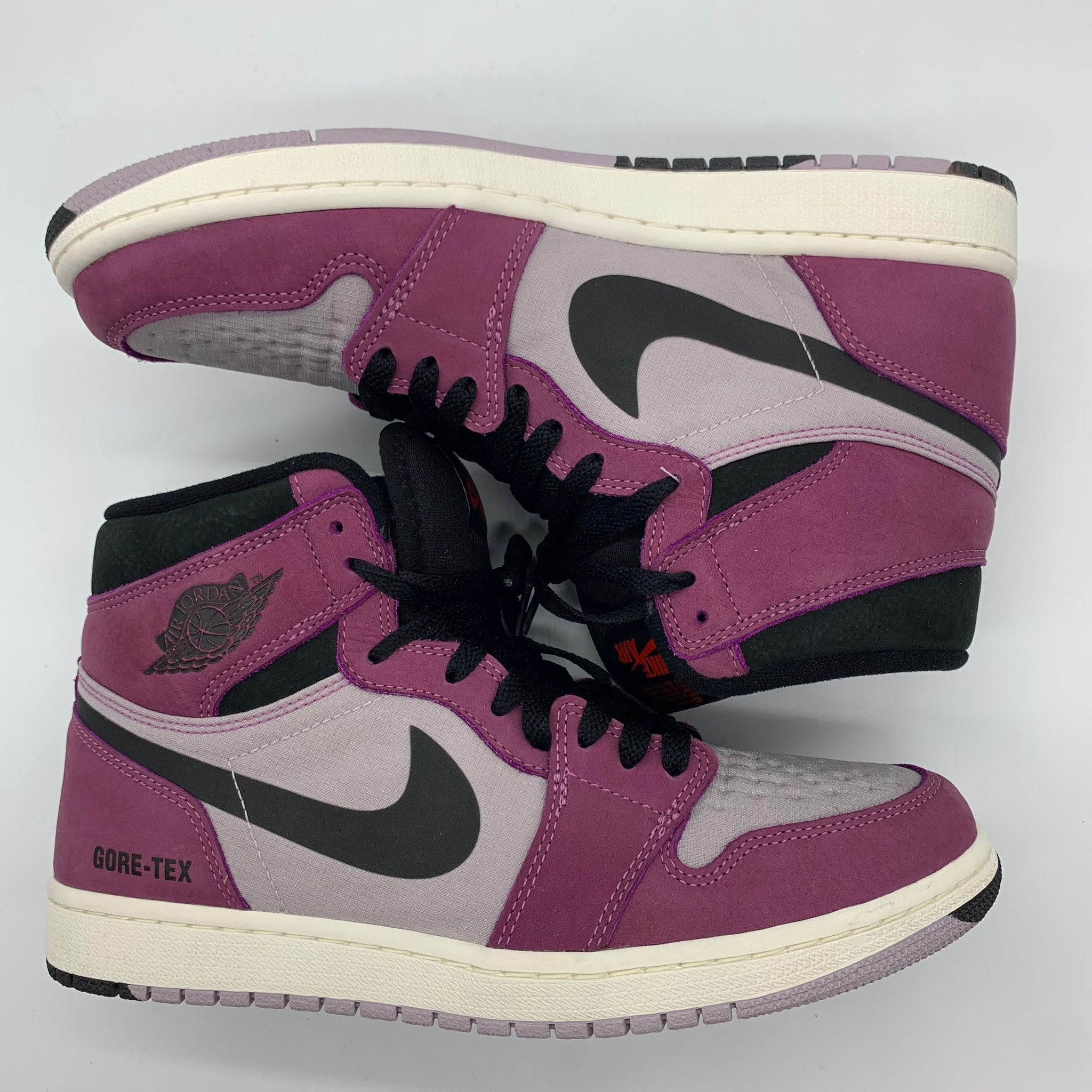 Nike Air Jordan 1 Element GORE-TEX "Berry"