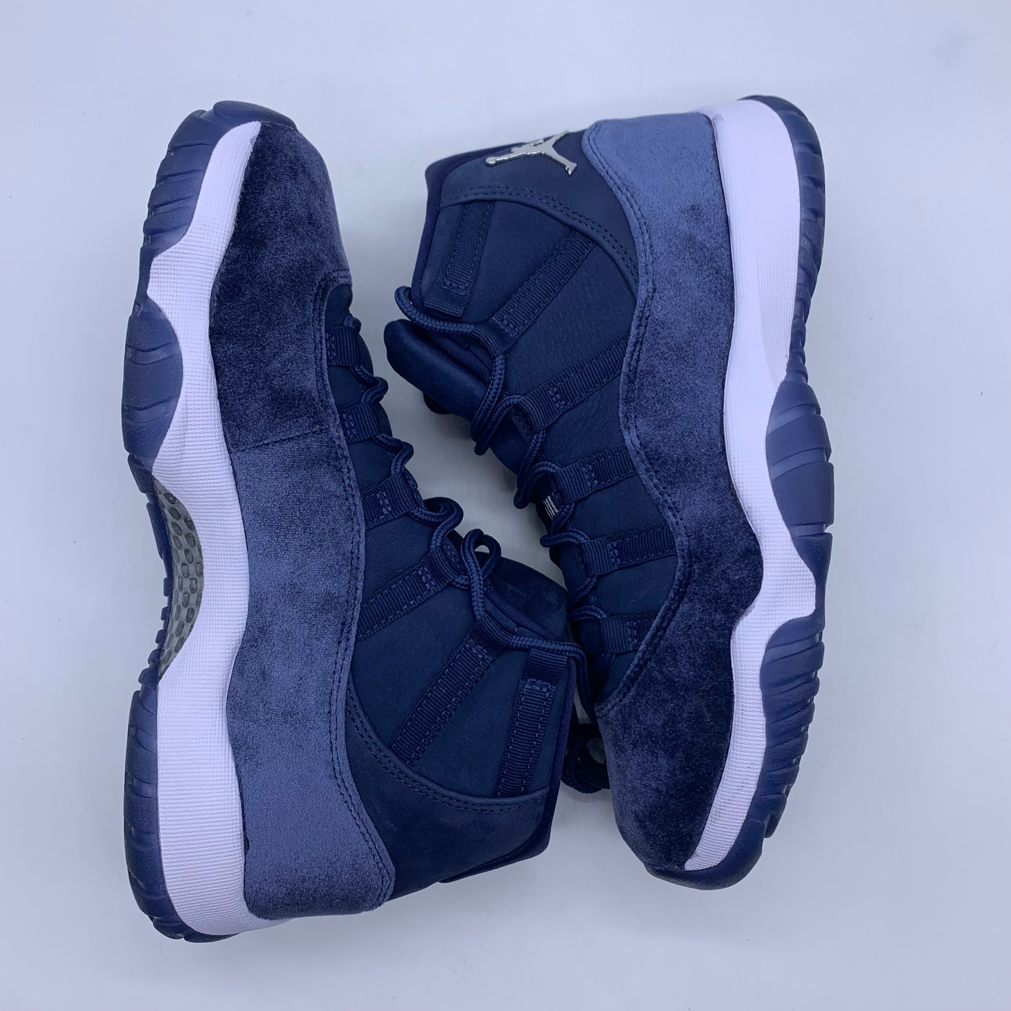 Nike Women's Air Jordan 11 "Midnight Navy"