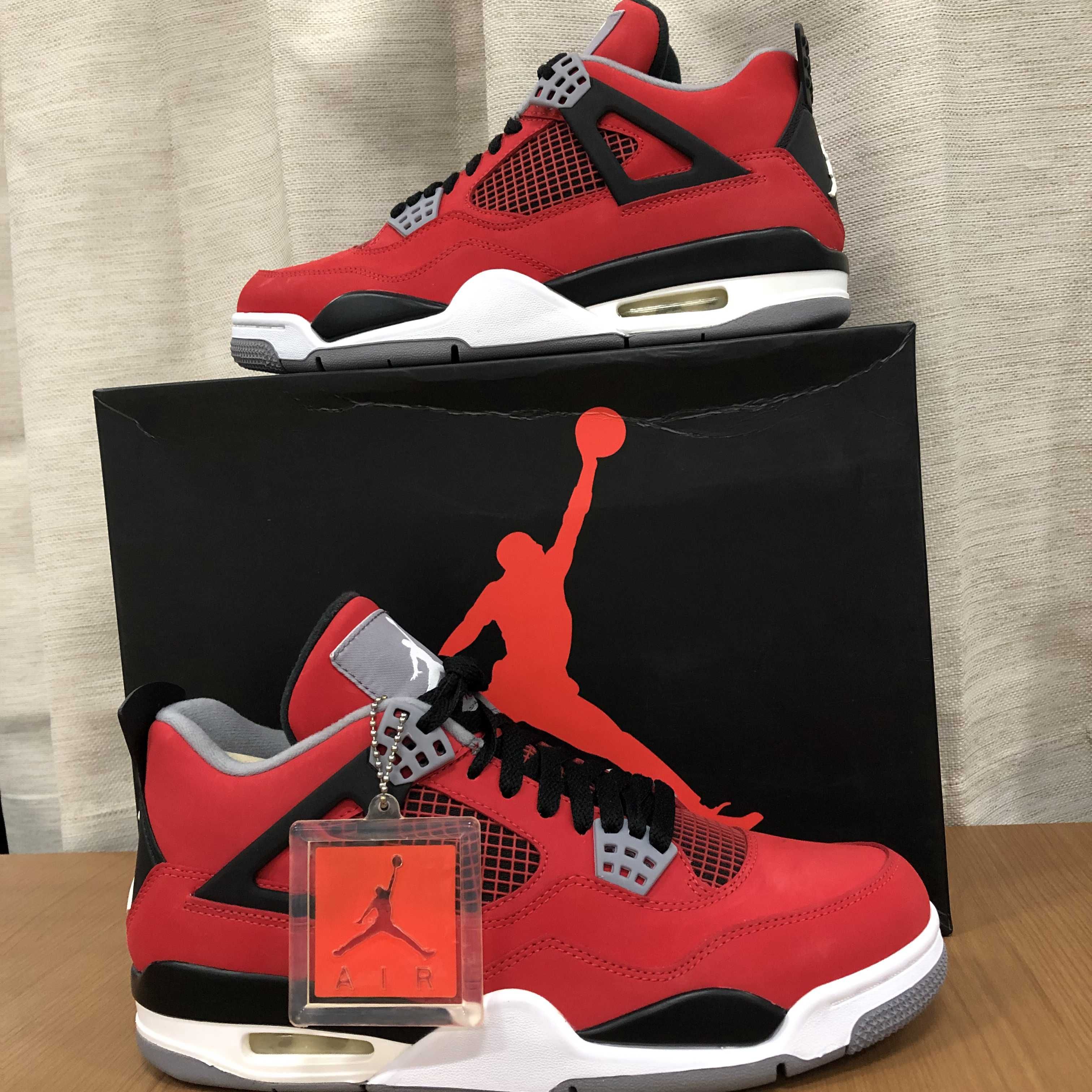 Nike Air Jordan 4 Retro "Toro Bravo"