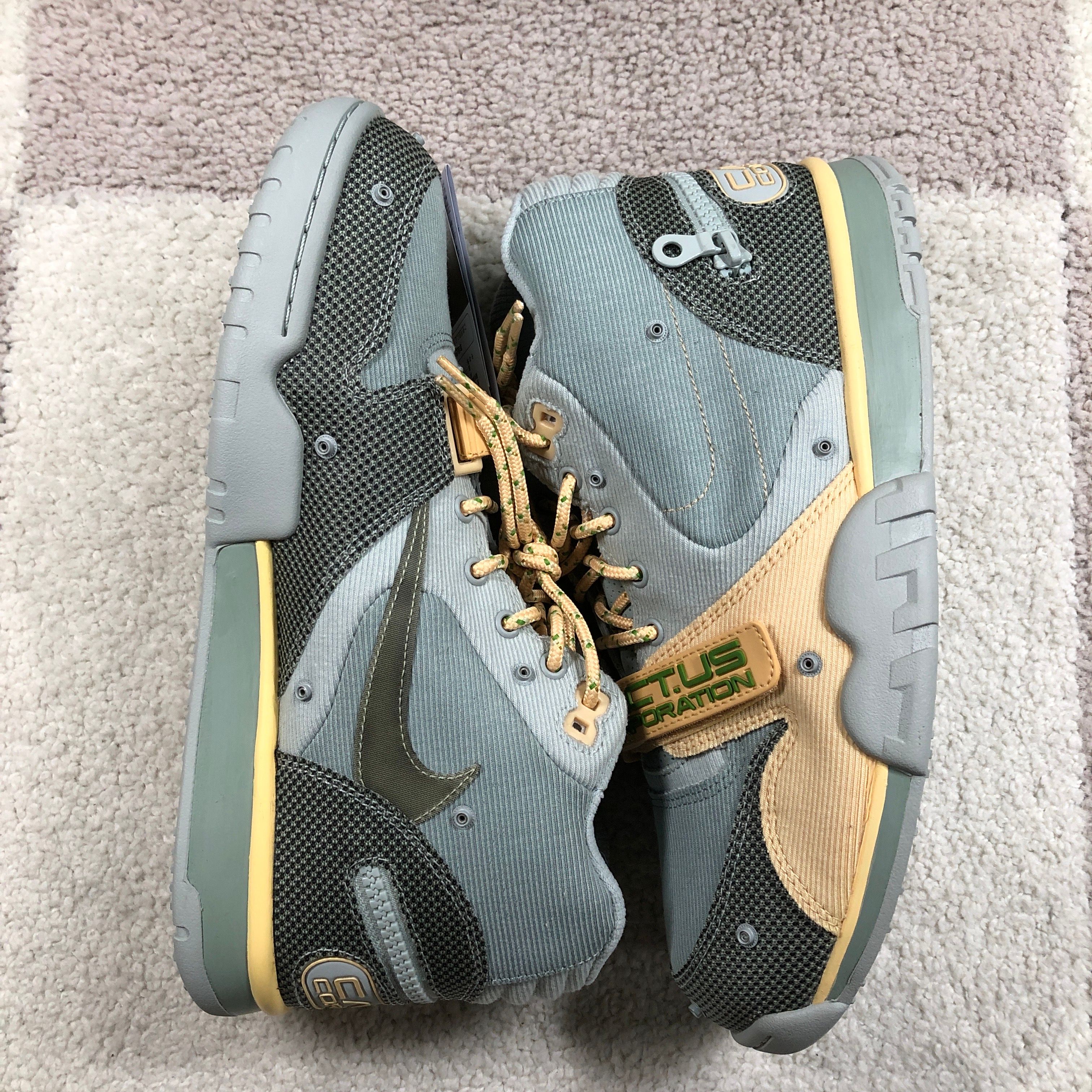 Travis Scott × Nike Air Trainer 1 SP "Grey Haze and Dusty Sage"