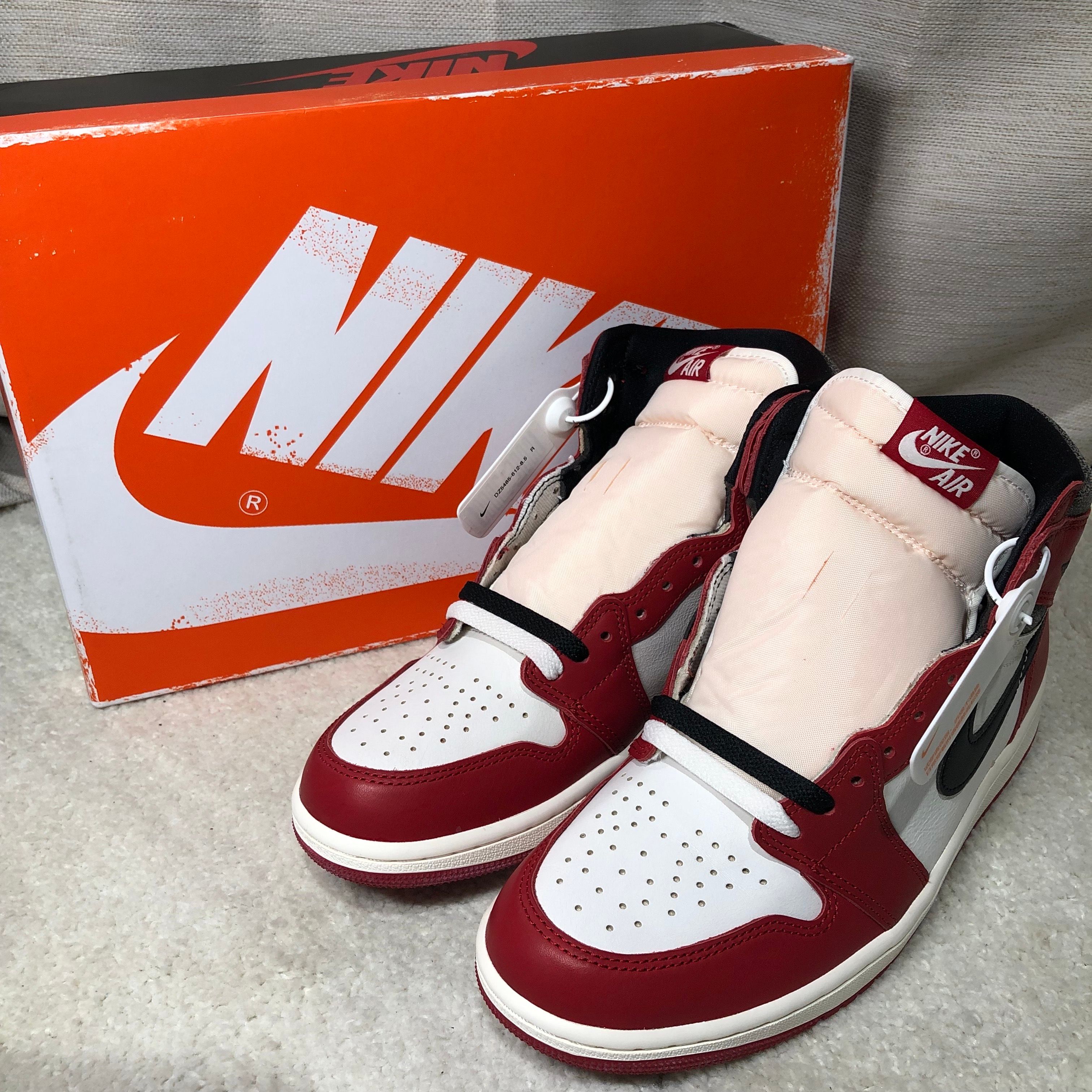 Nike Air Jordan 1 High OG "Lost & Found/Chicago"