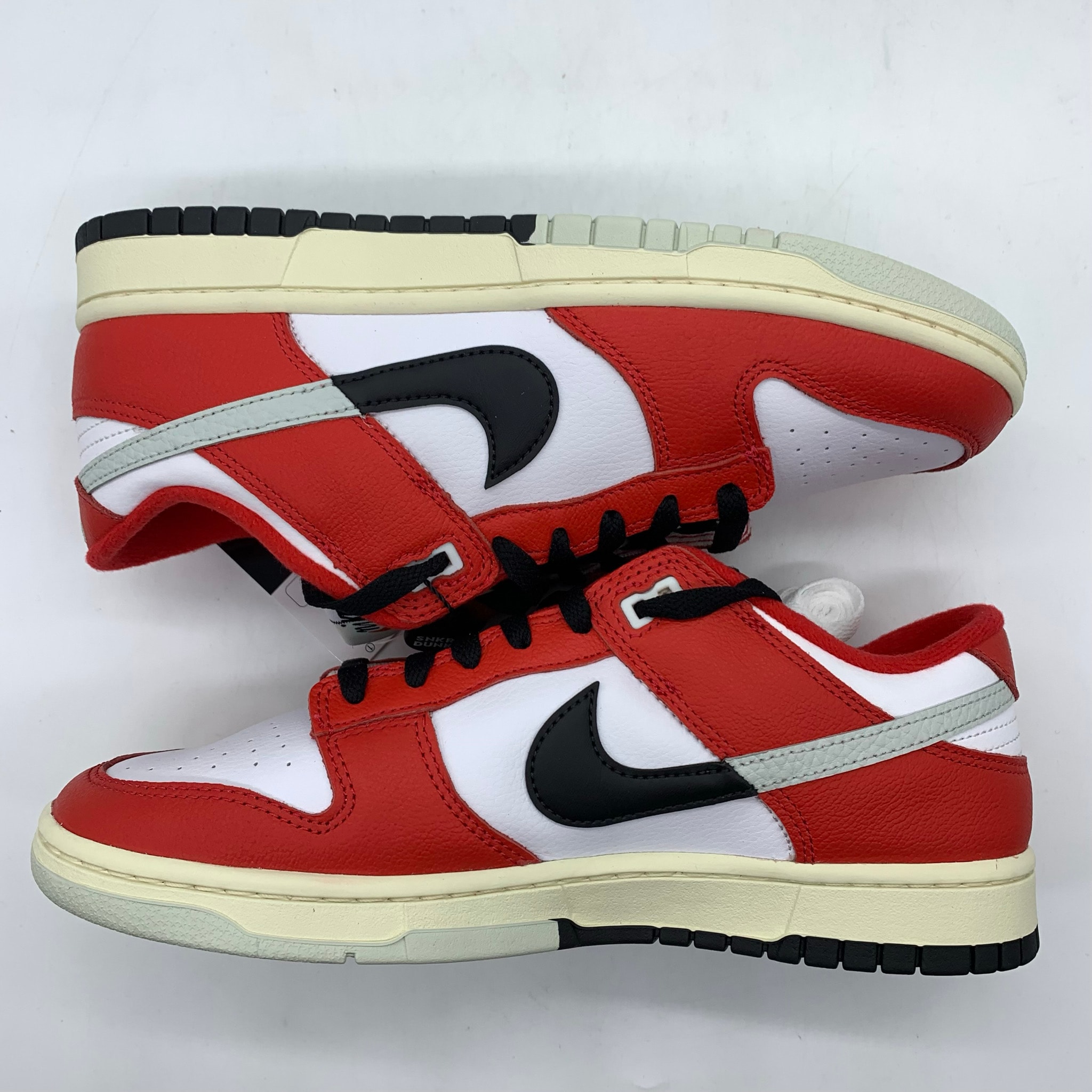 Nike Dunk Low Retro PRM "Chicago Split"