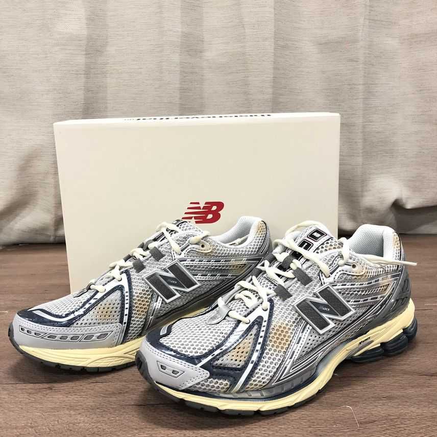 thisisneverthat × New Balance 1906R "Gray/Metallic Silver"