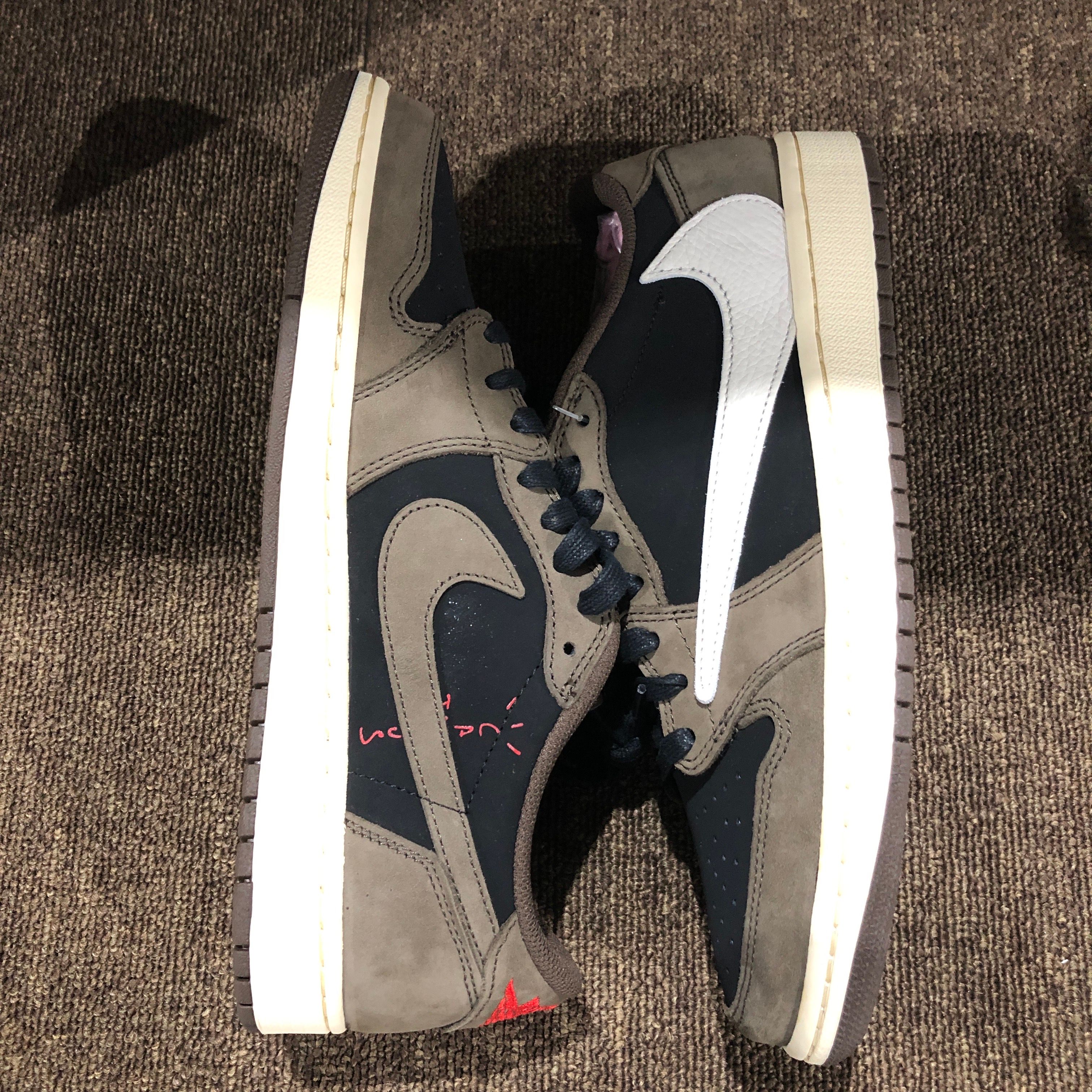 Travis Scott × Nike Air Jordan 1 Low OG SP-T  "Black/Dark Mocha"