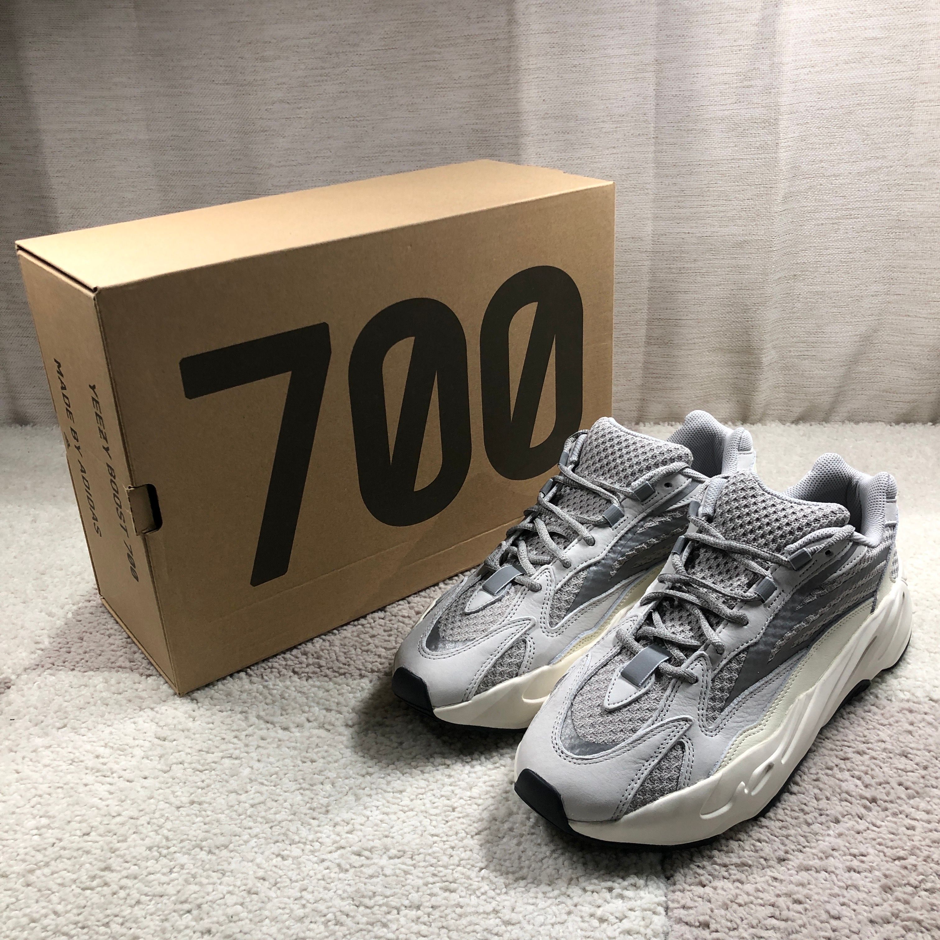 adidas YEEZY Boost 700 V2 "Static"