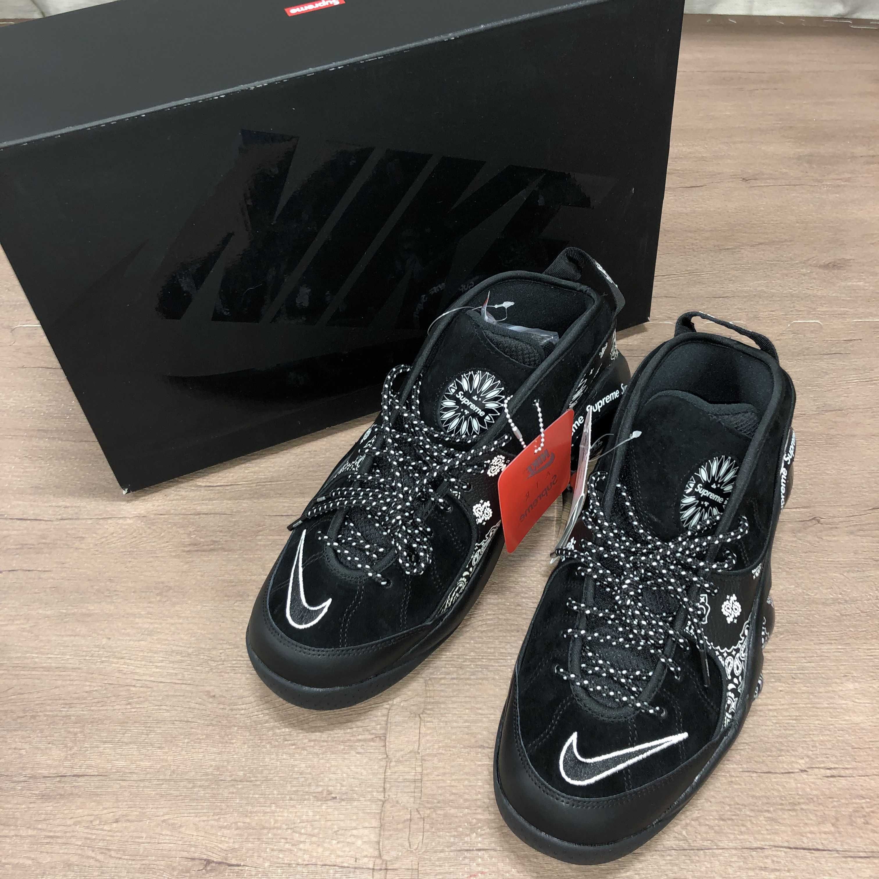 Supreme × Nike Air Zoom Flight 95 SP "Black/White"