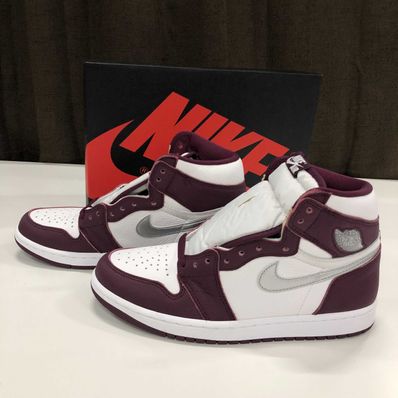Nike Air Jordan 1 High OG "Bordeaux"