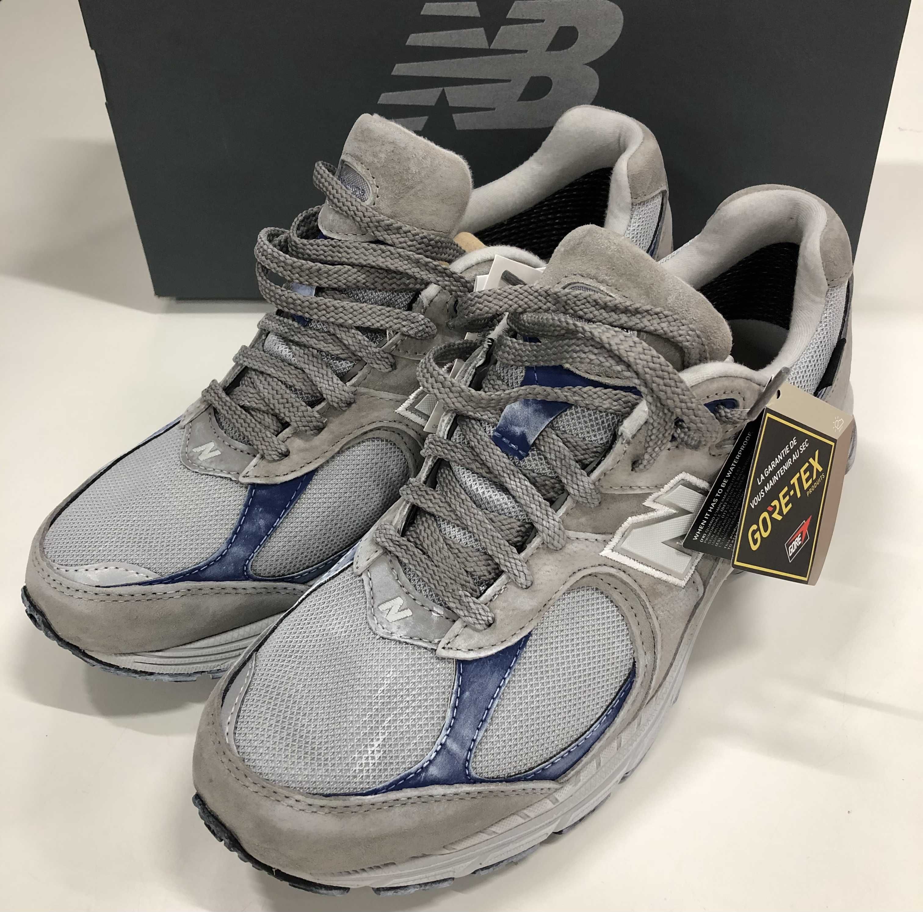 New Balance 2002R "Light Gray"