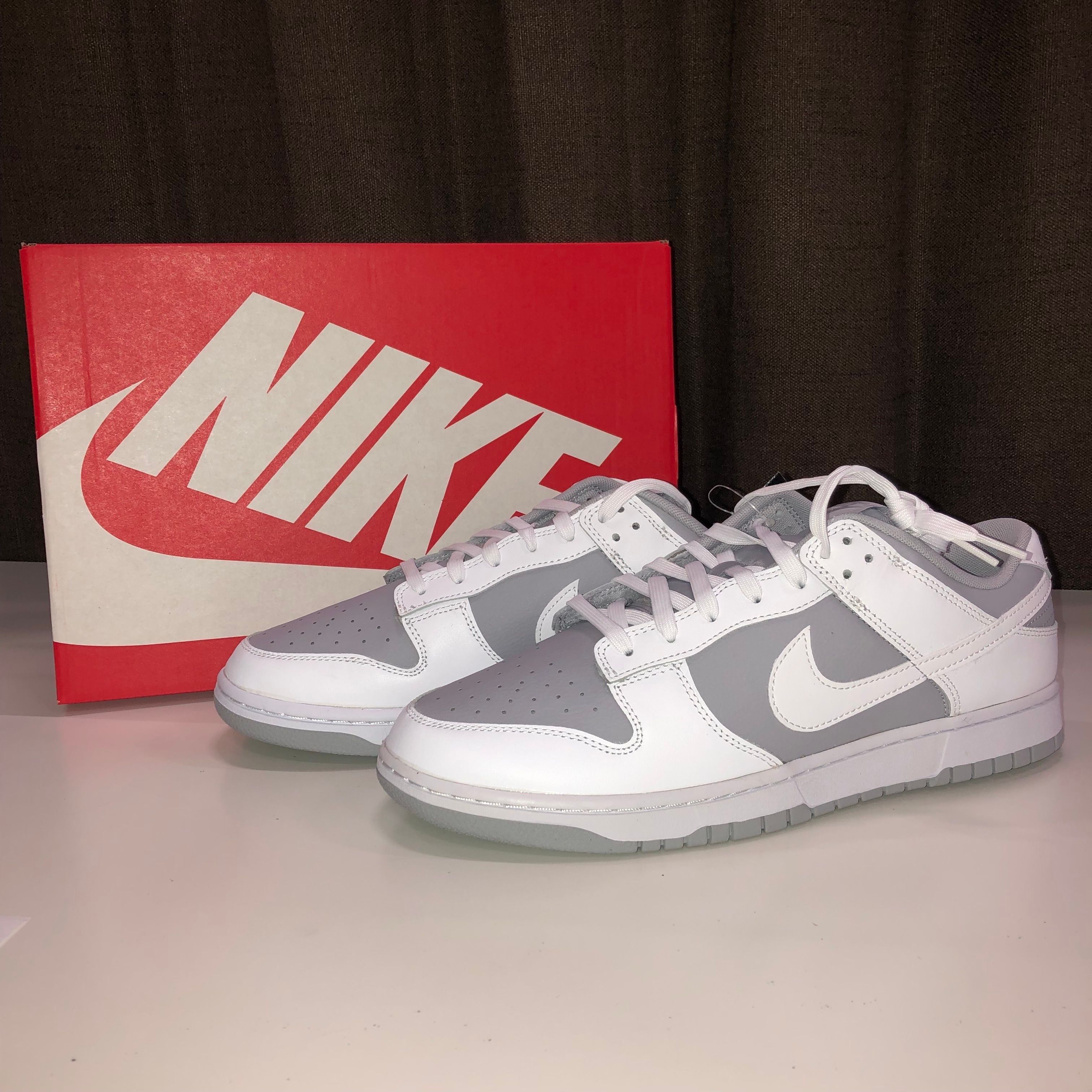 Nike Dunk Low "Grey and White"