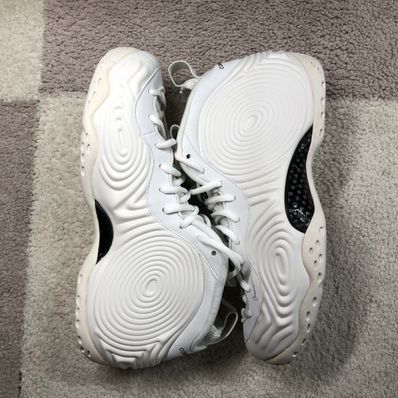 COMME des GARCONS × Nike Air Foamposite One "White"