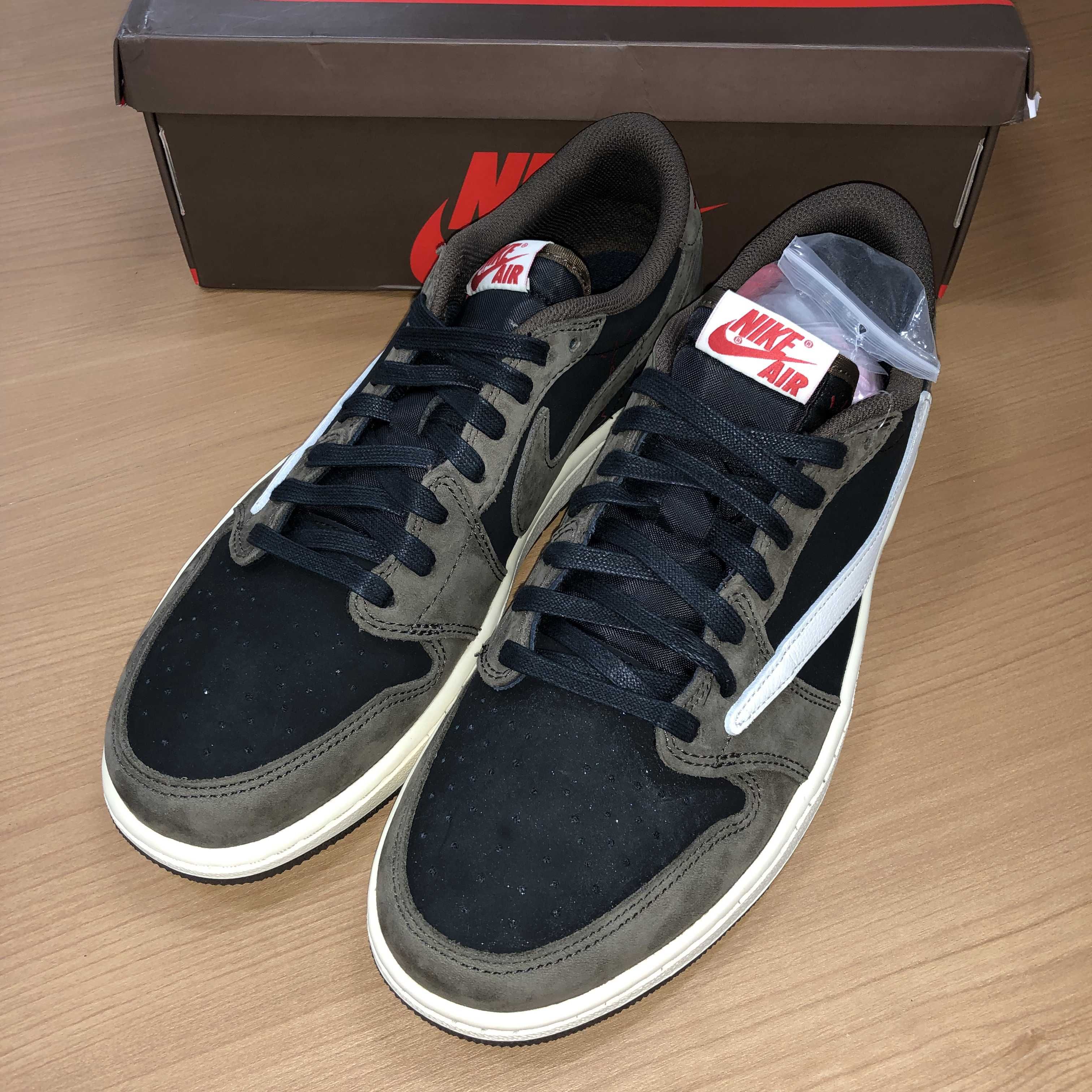 Travis Scott × Nike Air Jordan 1 Low OG SP-T  "Black/Dark Mocha"