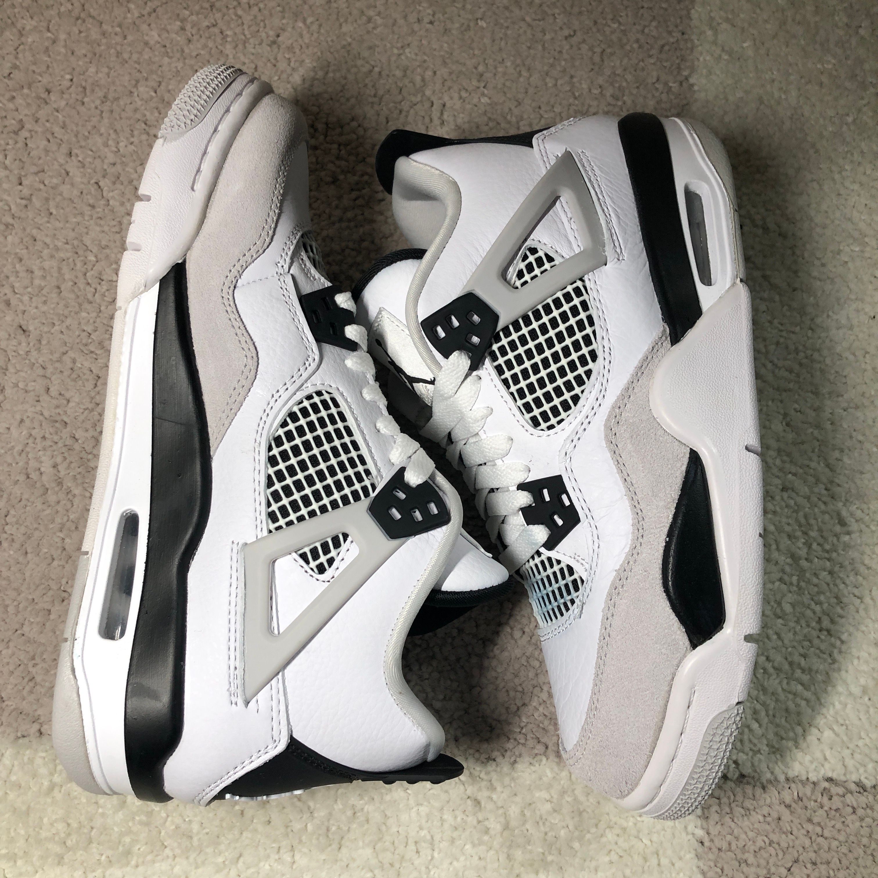 Nike GS Air Jordan 4 "Military Black"