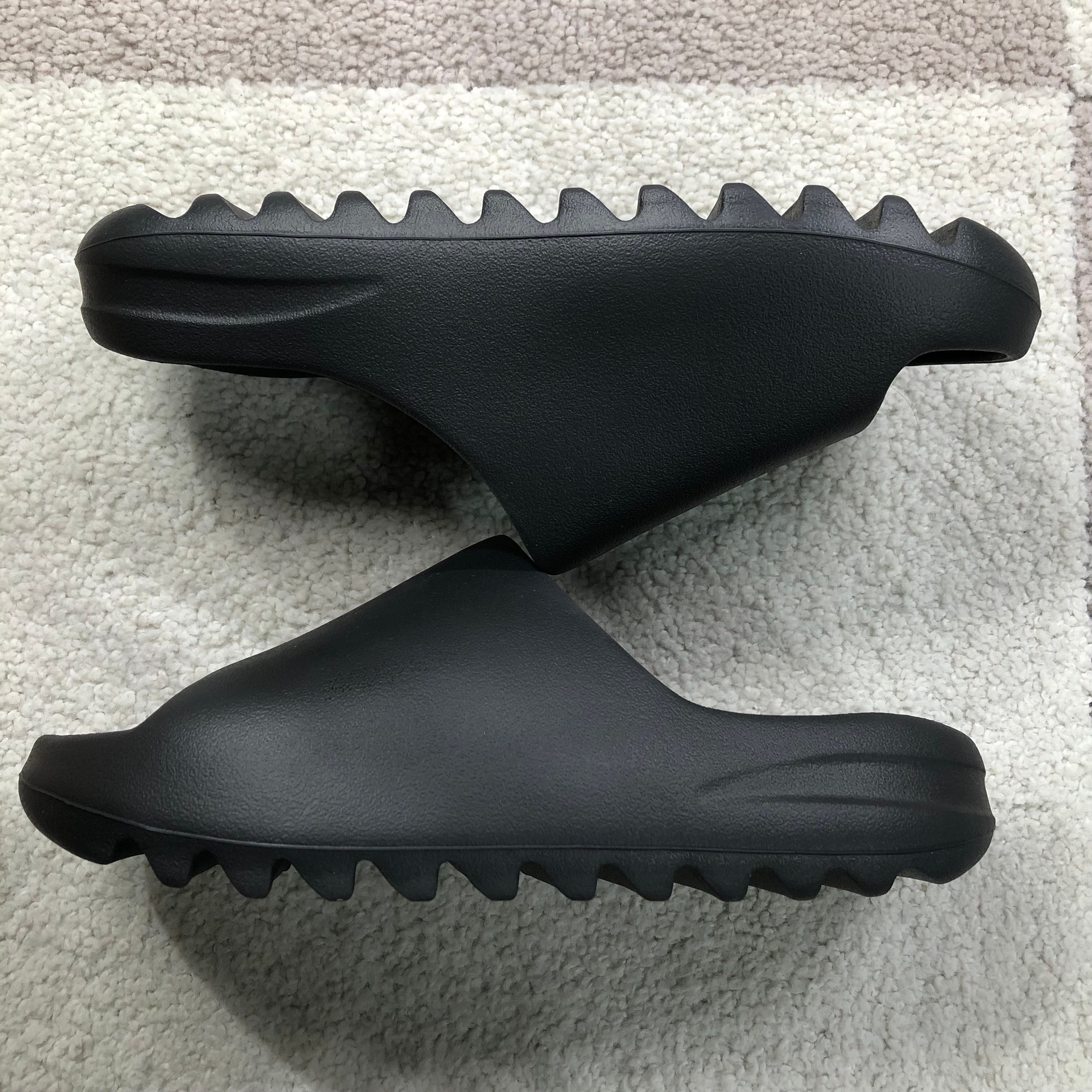 adidas YEEZY Slide "Onyx"