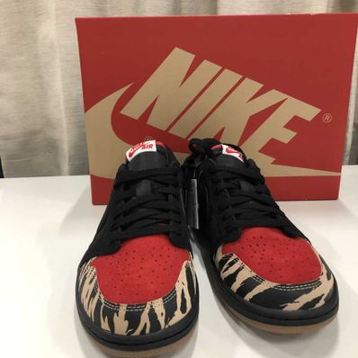 Sole Fly × Nike Air Jordan 1 Low "Black and Sport Red"
