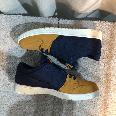 Nike SB Dunk Low "Desert Ochre and Midnight Navy"