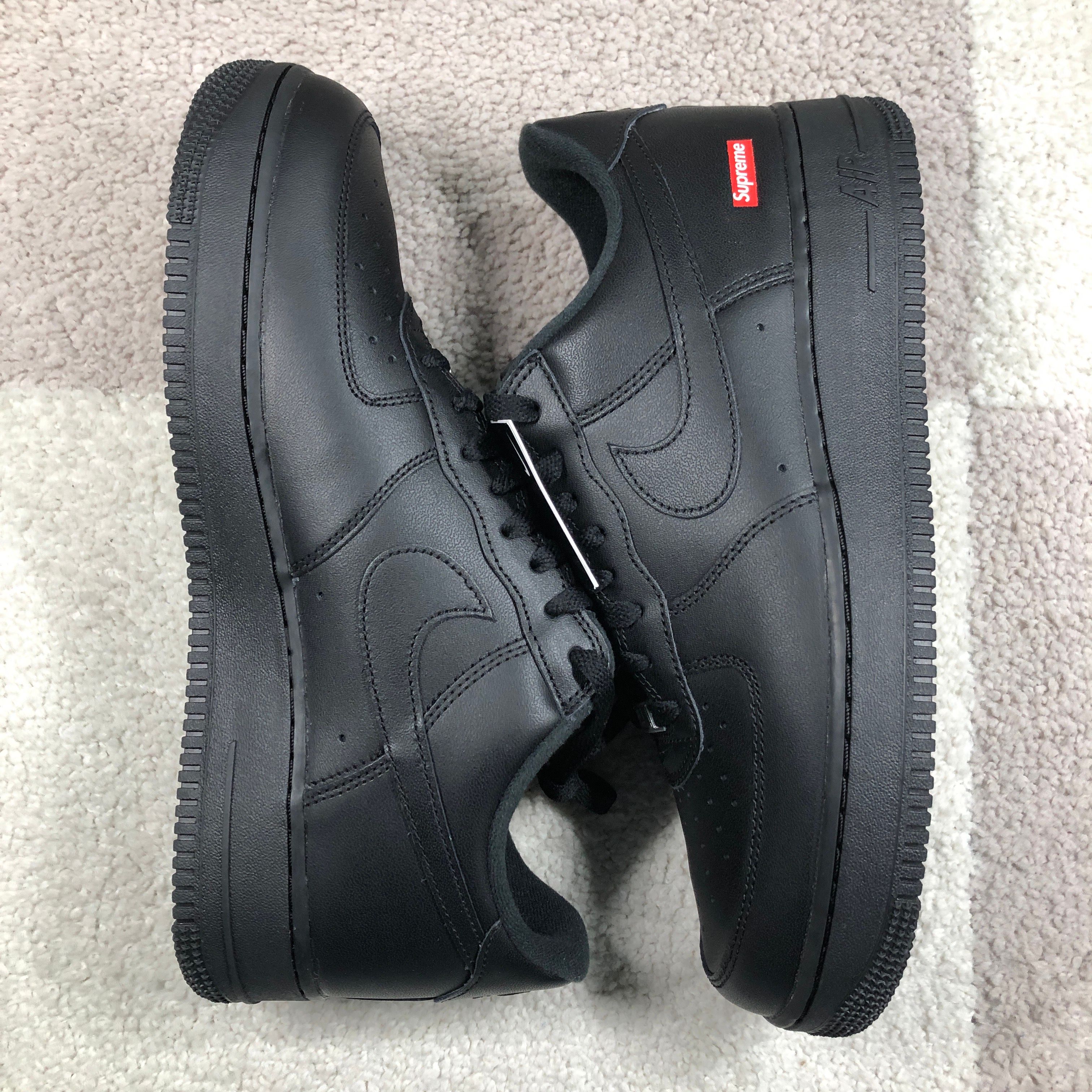 Supreme × Nike Air Force 1 Low "Black"