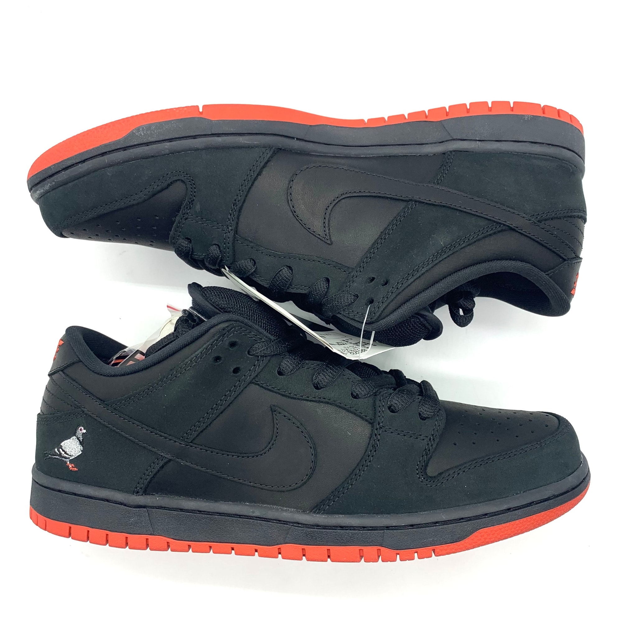 Nike SB Dunk Low TRD QS "Black Pigeon"