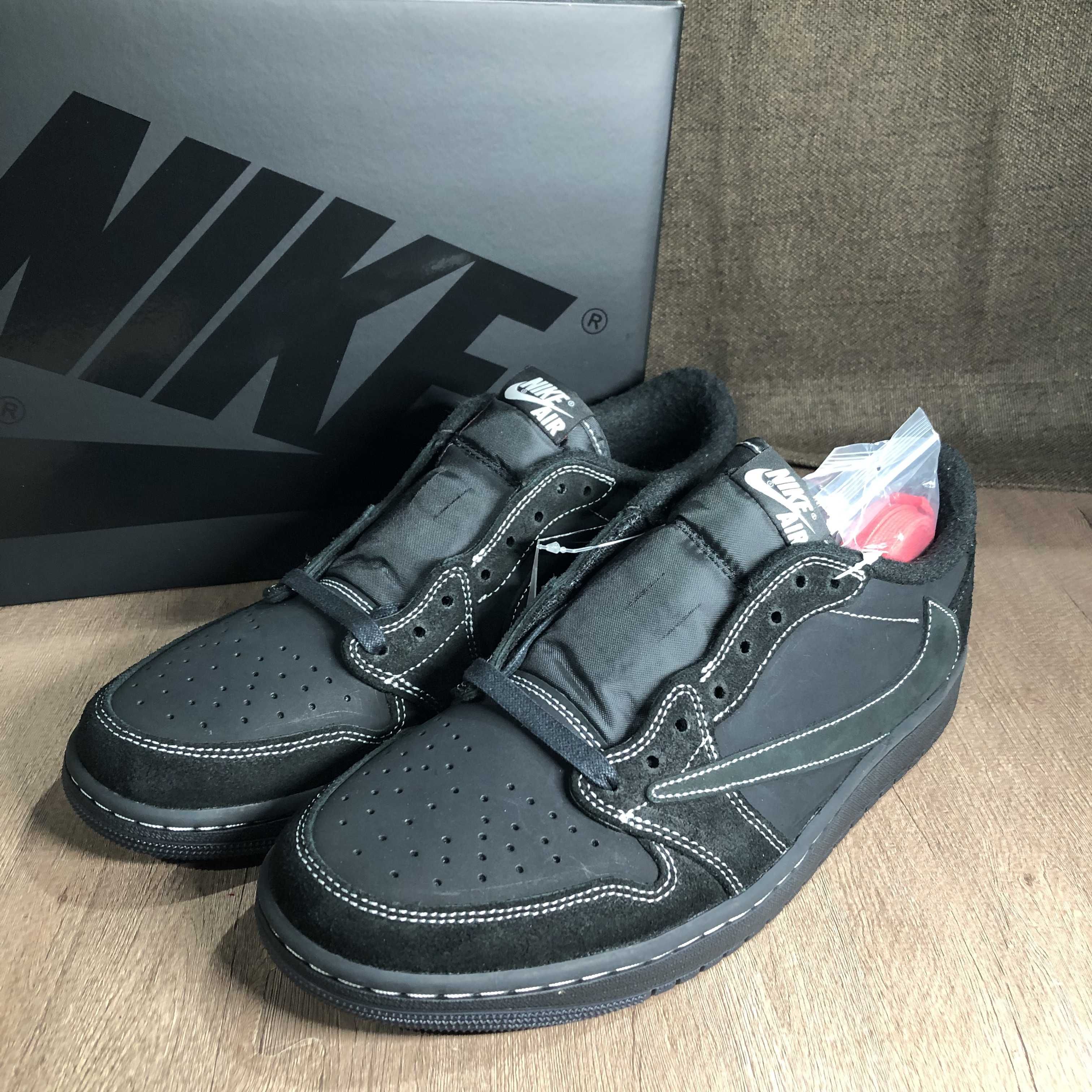 Travis Scott × Nike Air Jordan 1 Low OG SP "Black Phantom"